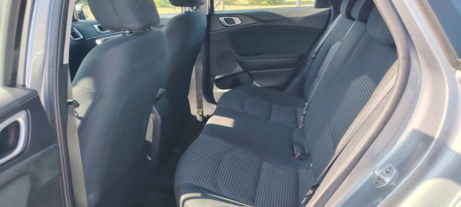 Kia Ceed (cee'd) 1,0 T-GDI, fotografija 6