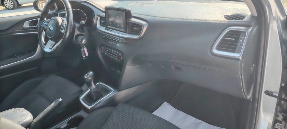 Kia Ceed (cee'd) 1,0 T-GDI, fotografija 16