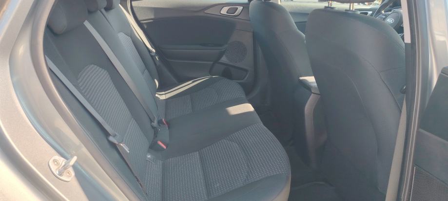 Kia Ceed (cee'd) 1,0 T-GDI, fotografija 13