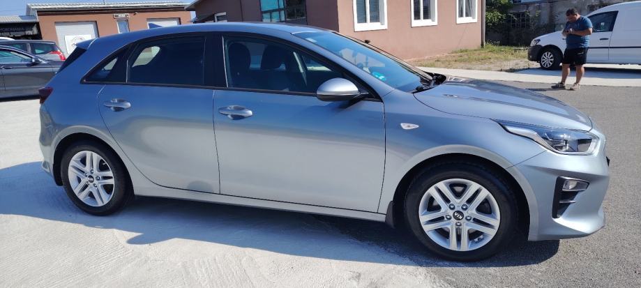 Kia Ceed (cee'd) 1,0 T-GDI, fotografija 8