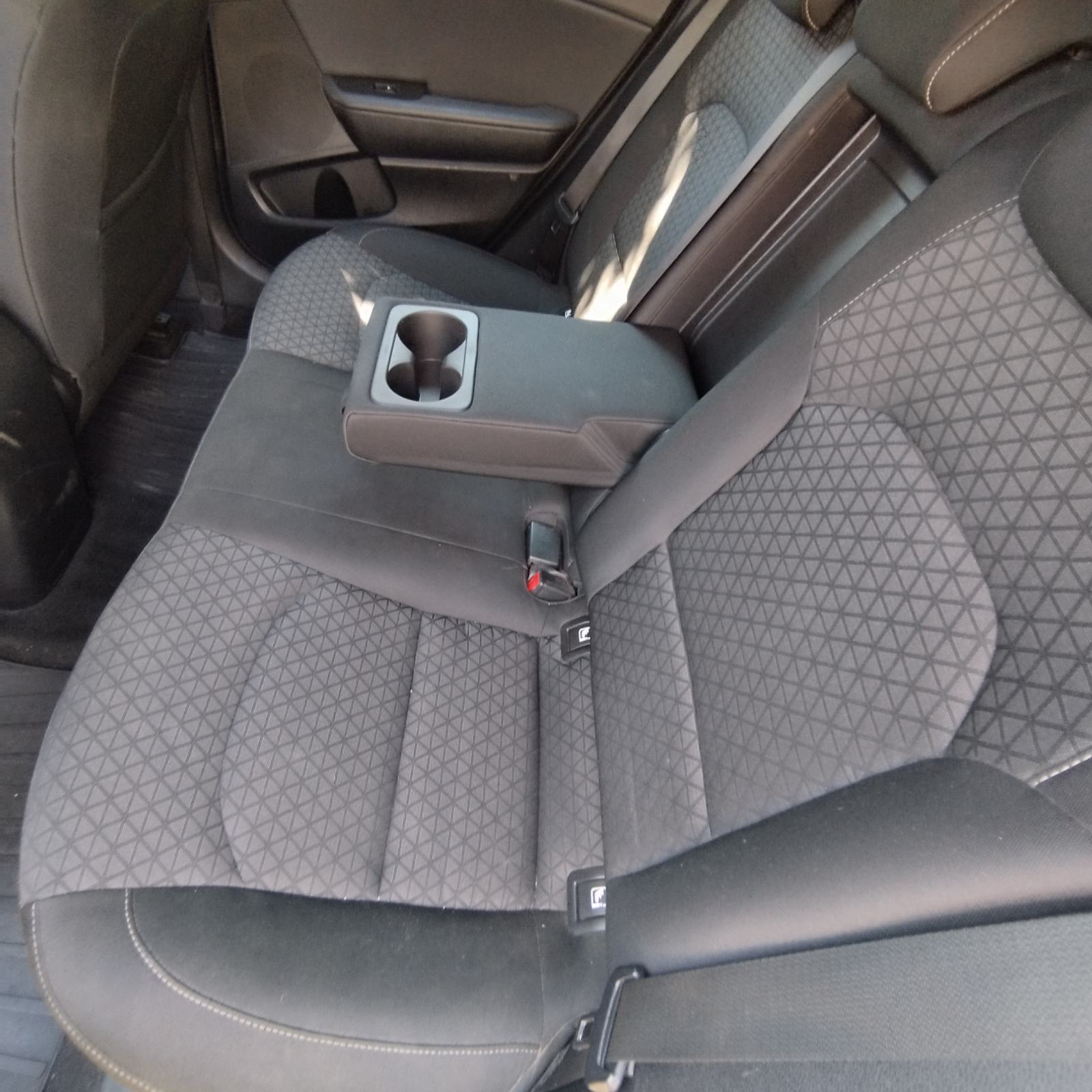 Kia Ceed (cee'd) 1,0 TGDI, fotografija 3
