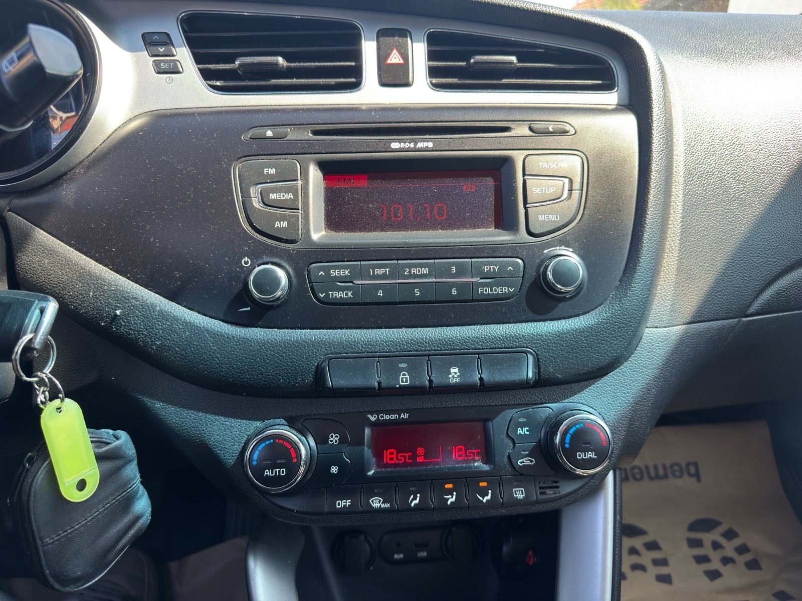 Kia Ceed (cee'd) 1,4 LX eco, fotografija 11