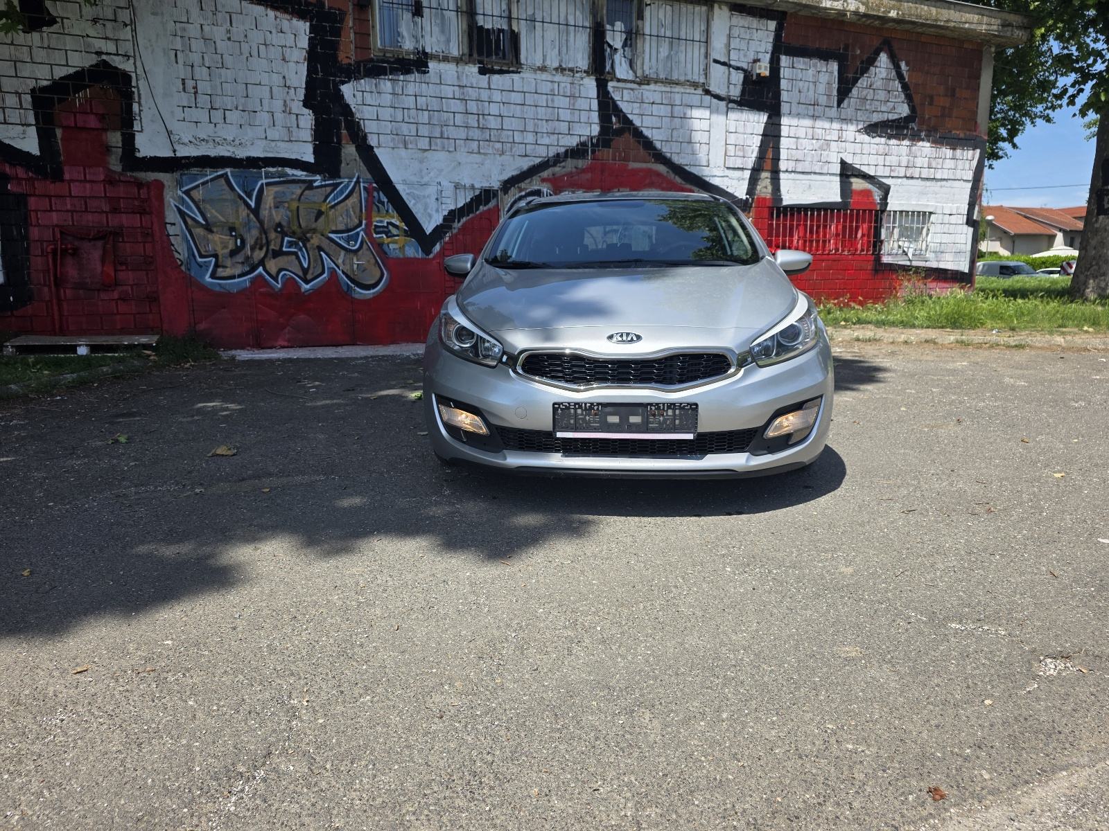 Kia Ceed (cee'd) 1,4 CRDi LX, fotografija 8