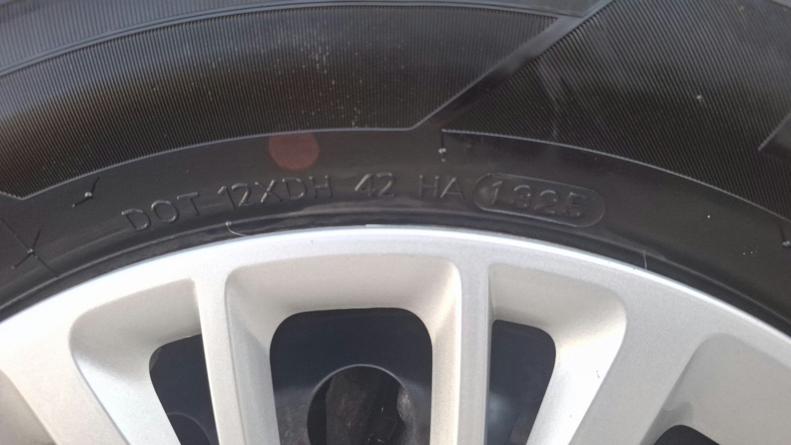 Kia Ceed (cee'd) 1,4 CRDi LX, fotografija 12