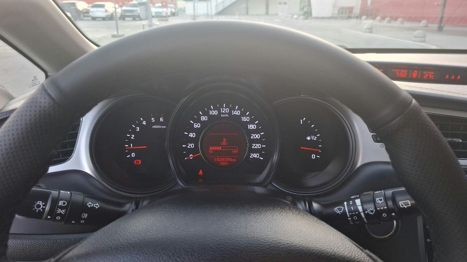 Kia Ceed (cee'd) 1,4 CRDi LX, fotografija 14