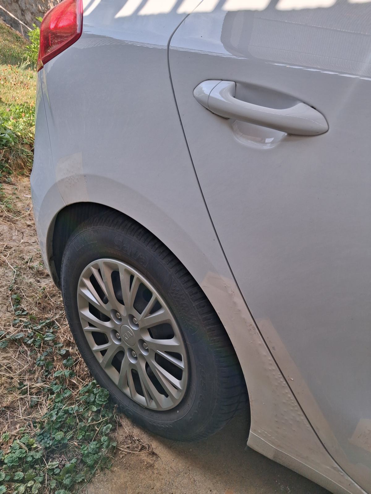 Kia Ceed 1,4 CRDi, garažiran, servisna, povoljno, fotografija 6