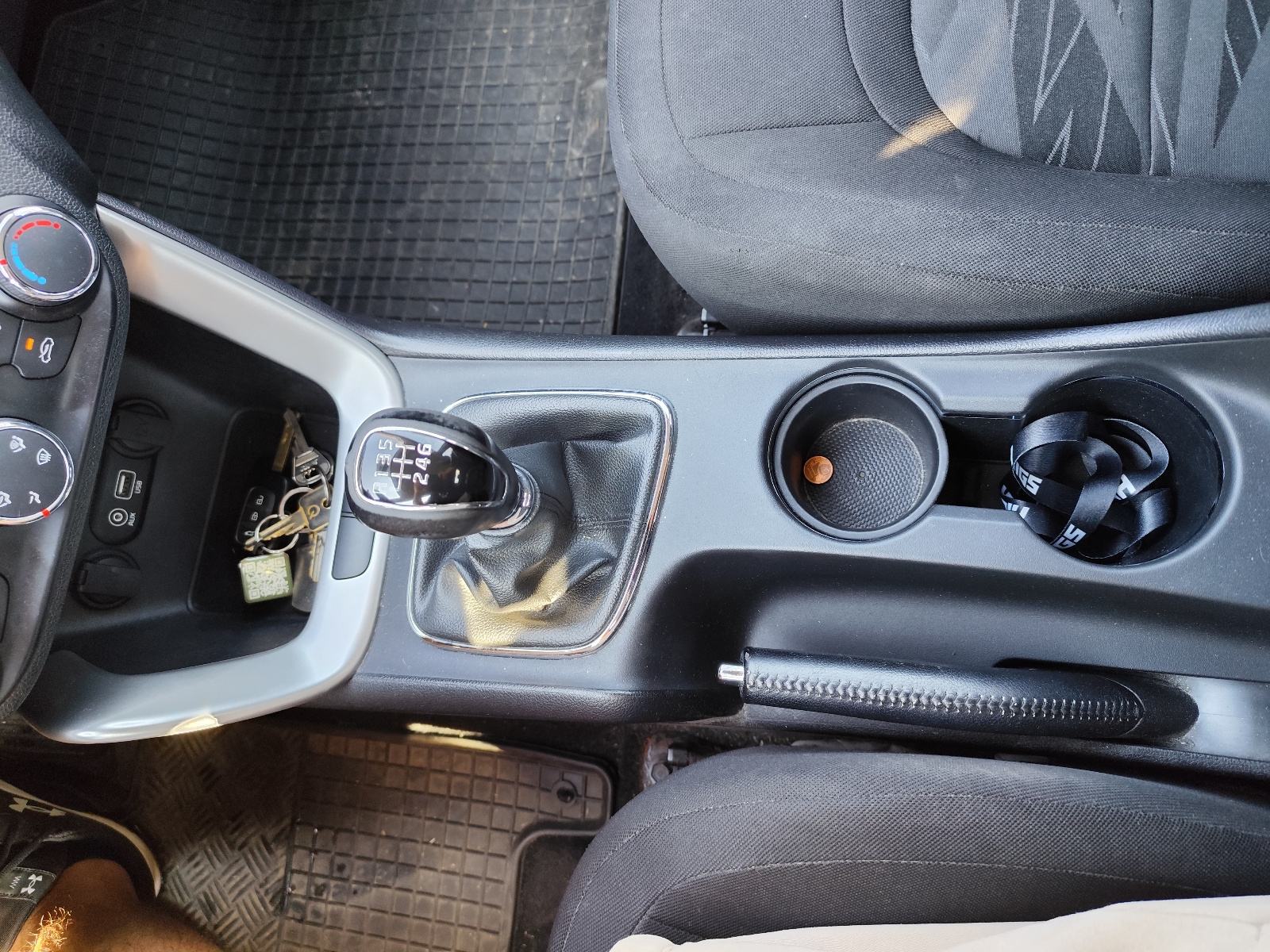Kia Ceed (cee'd) 1,4 CRDi, fotografija 14