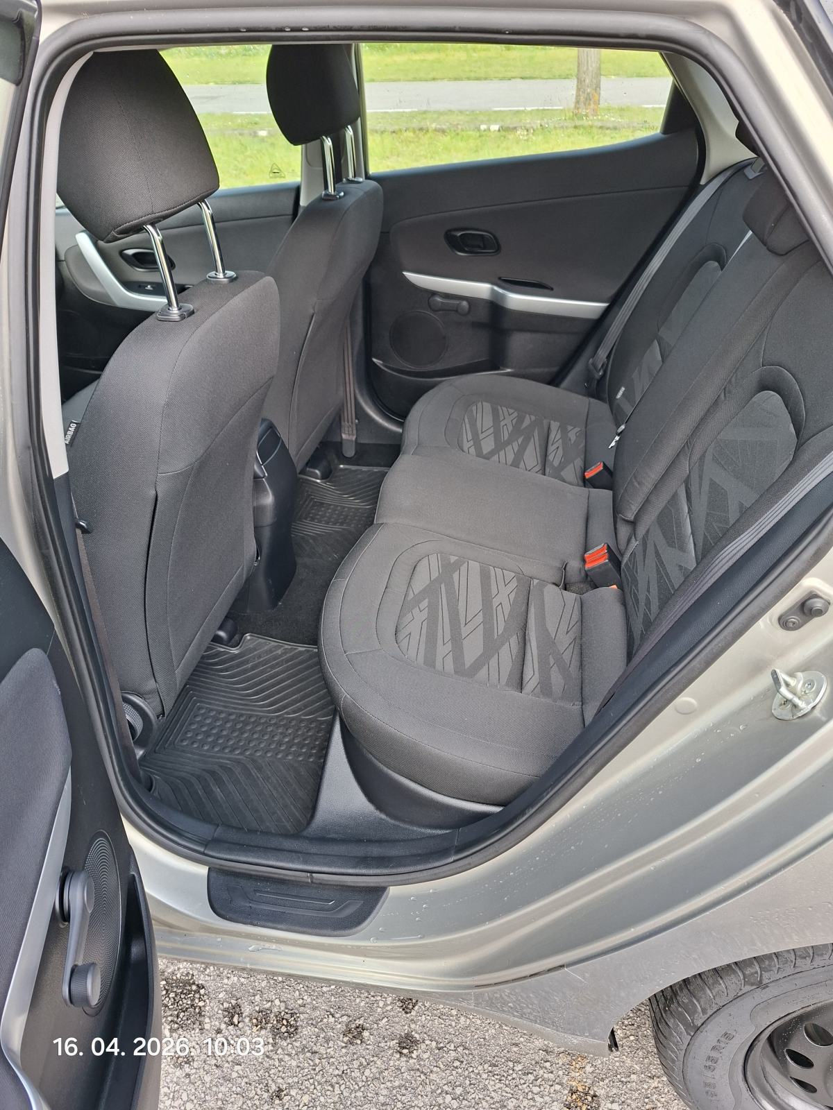 Kia Ceed (cee'd) 1.4 CVVT reg. 25/03/2027, fotografija 6