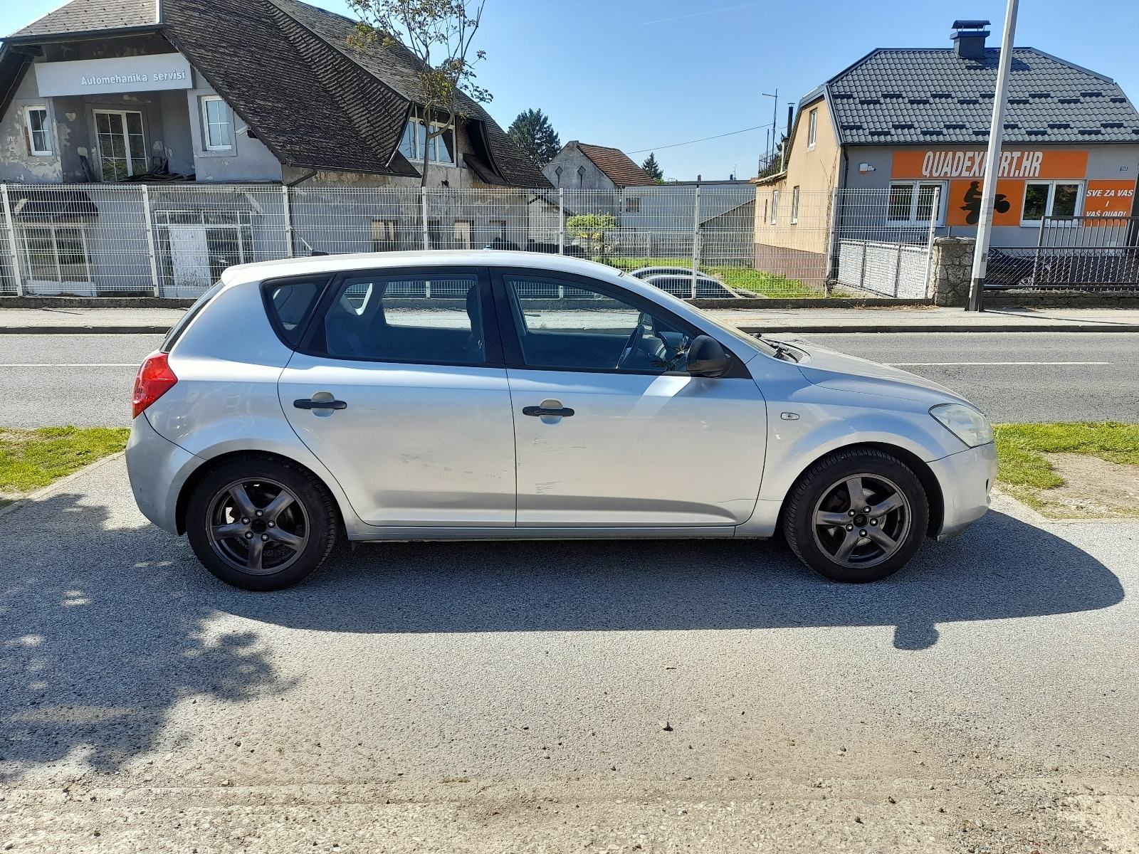 Kia Ceed (cee'd) 1,4 EX Alu PLIN., fotografija 2