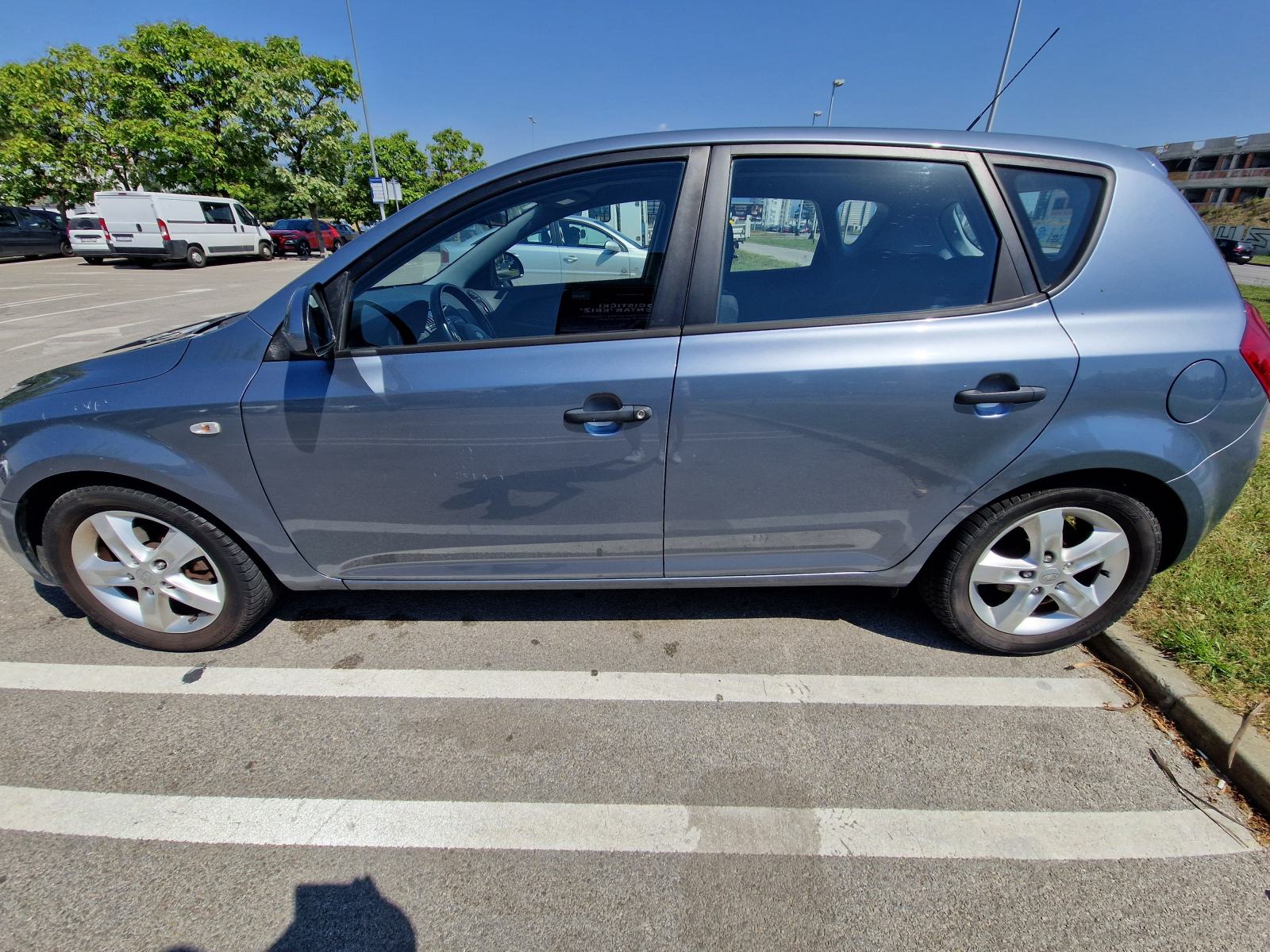Kia Ceed (cee'd) 1,4 LX, fotografija 2