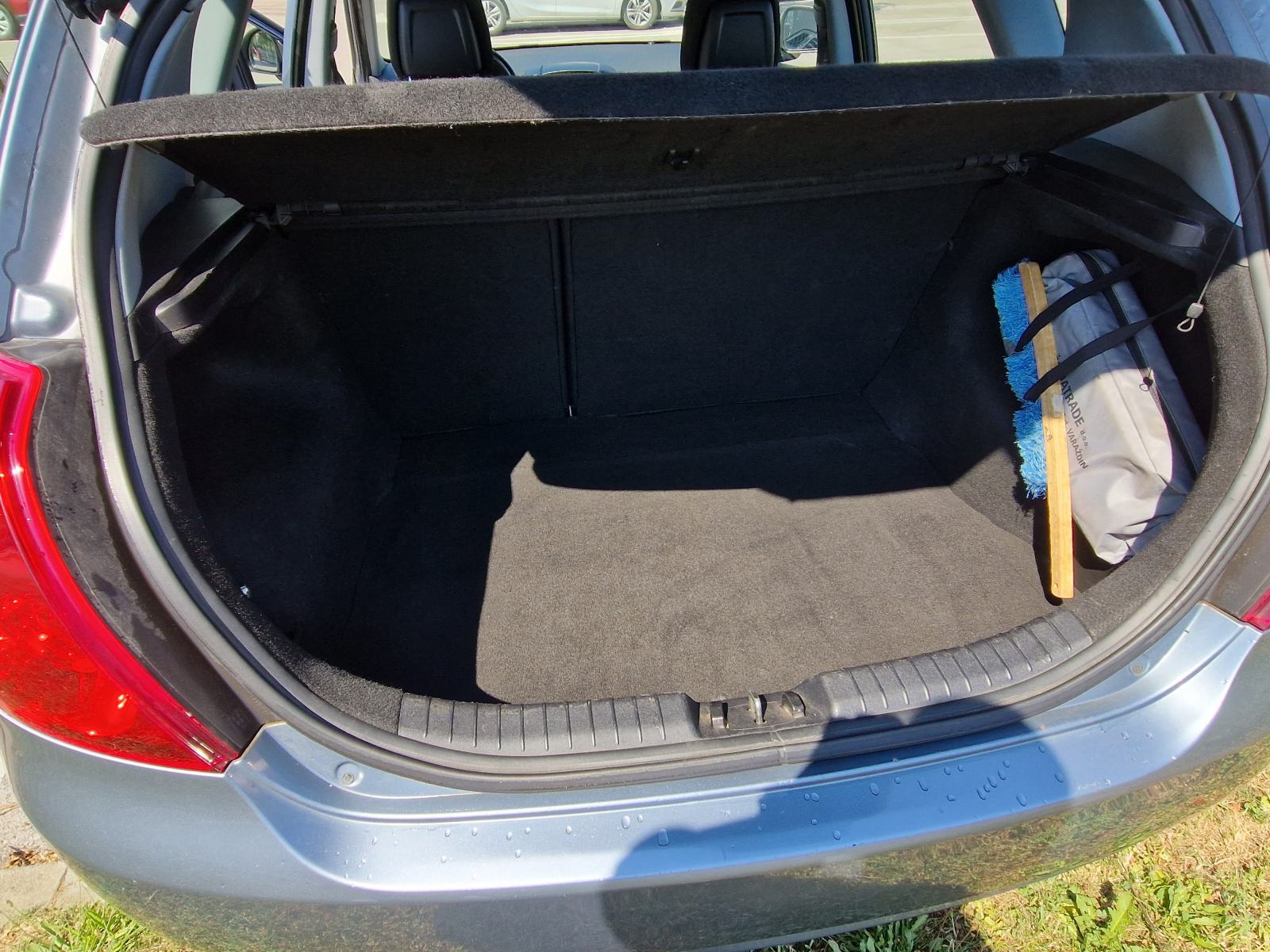 Kia Ceed (cee'd) 1,4 LX, fotografija 10