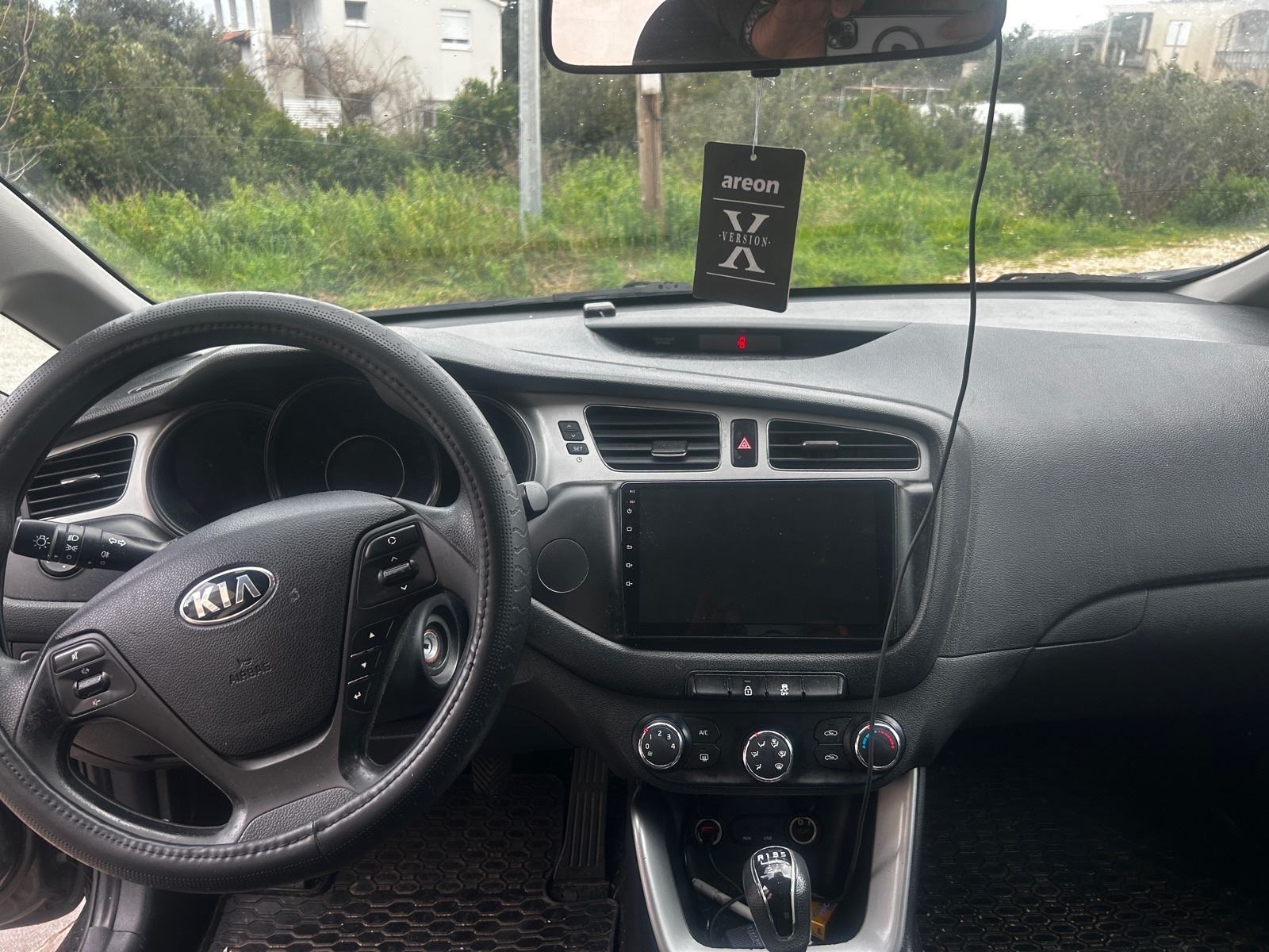Kia Ceed (cee'd) 1,6 CRDi EX Alu, fotografija 5