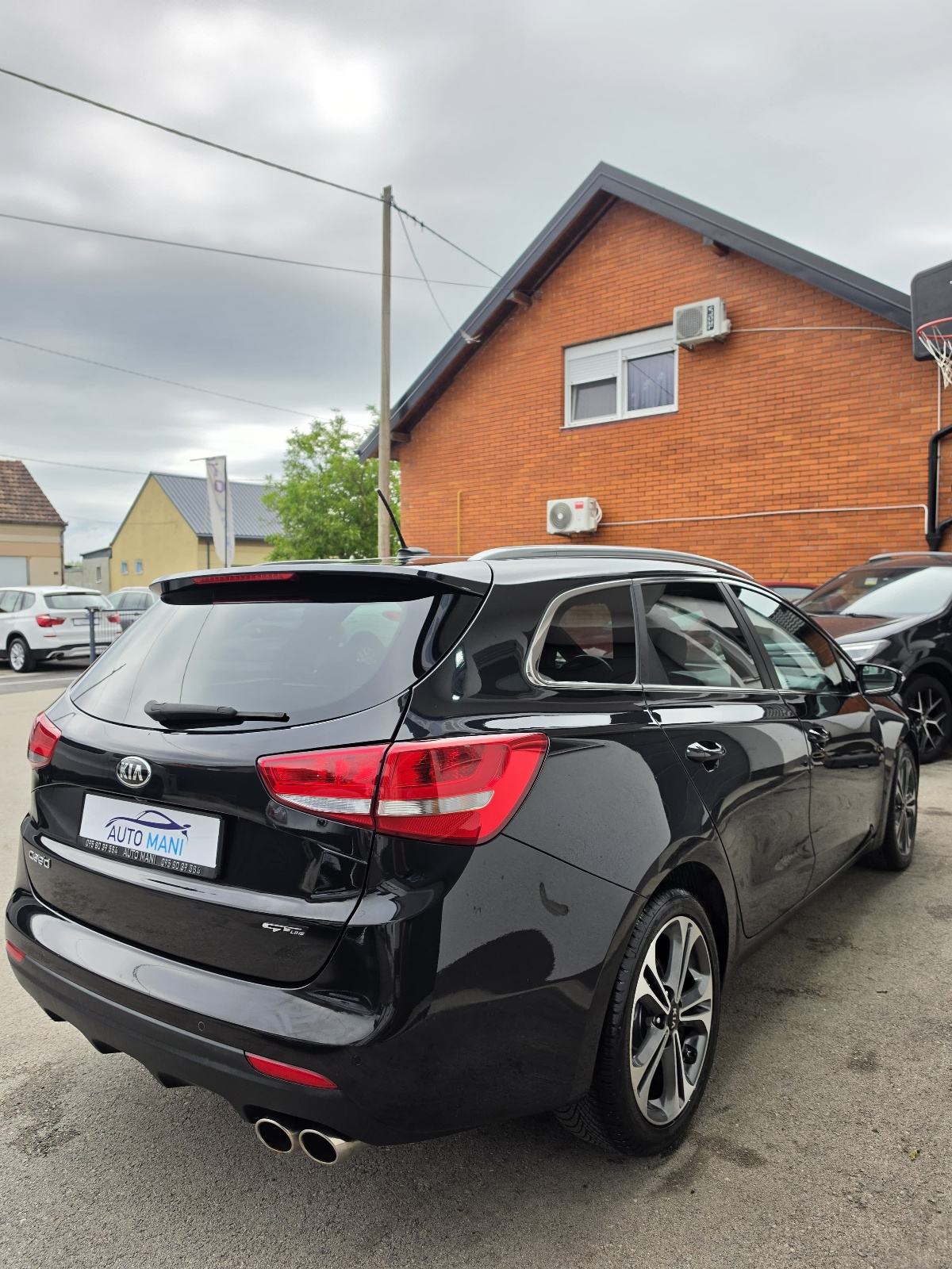 Kia Ceed (cee'd) 1,6 CRDi GT LINE, fotografija 4