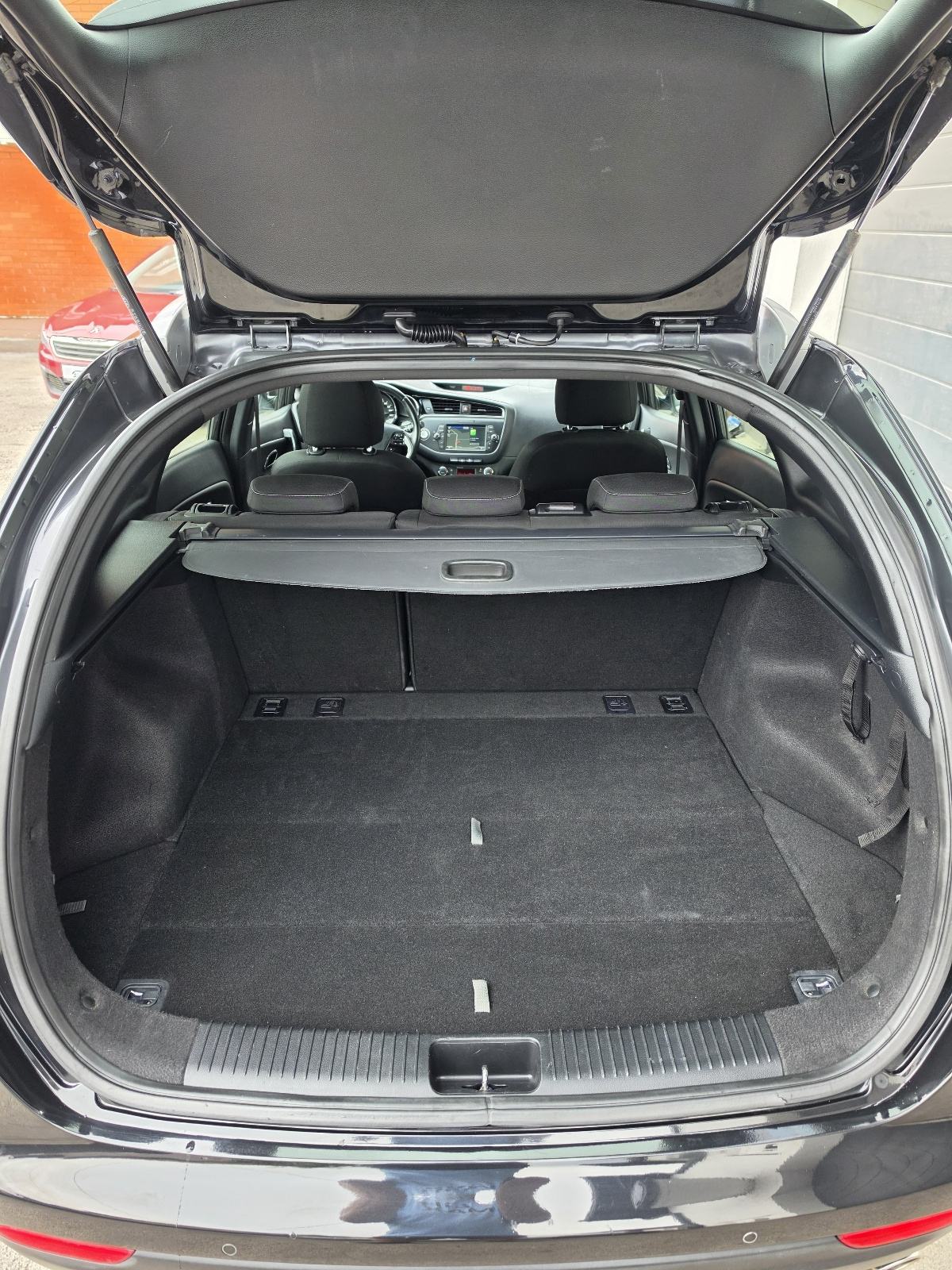 Kia Ceed (cee'd) 1,6 CRDi GT LINE, fotografija 16