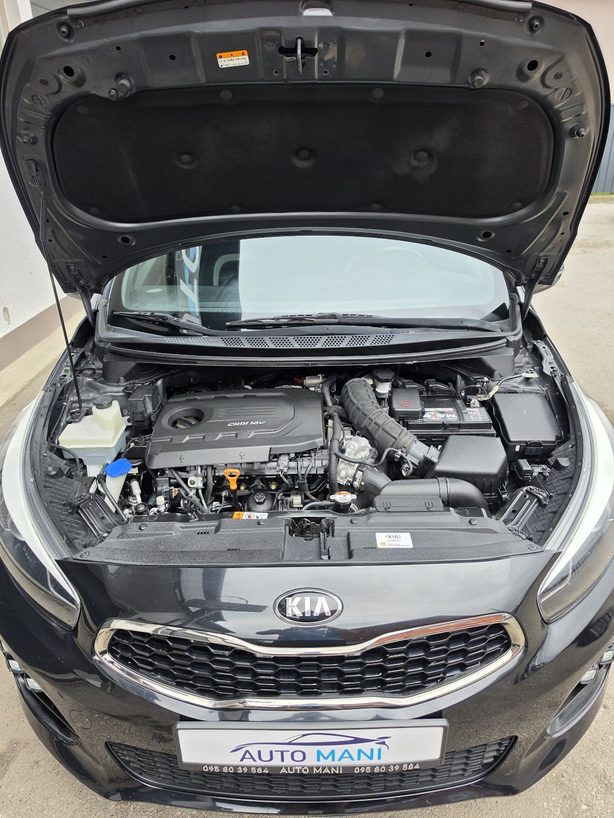Kia Ceed (cee'd) 1,6 CRDi GT LINE, fotografija 19