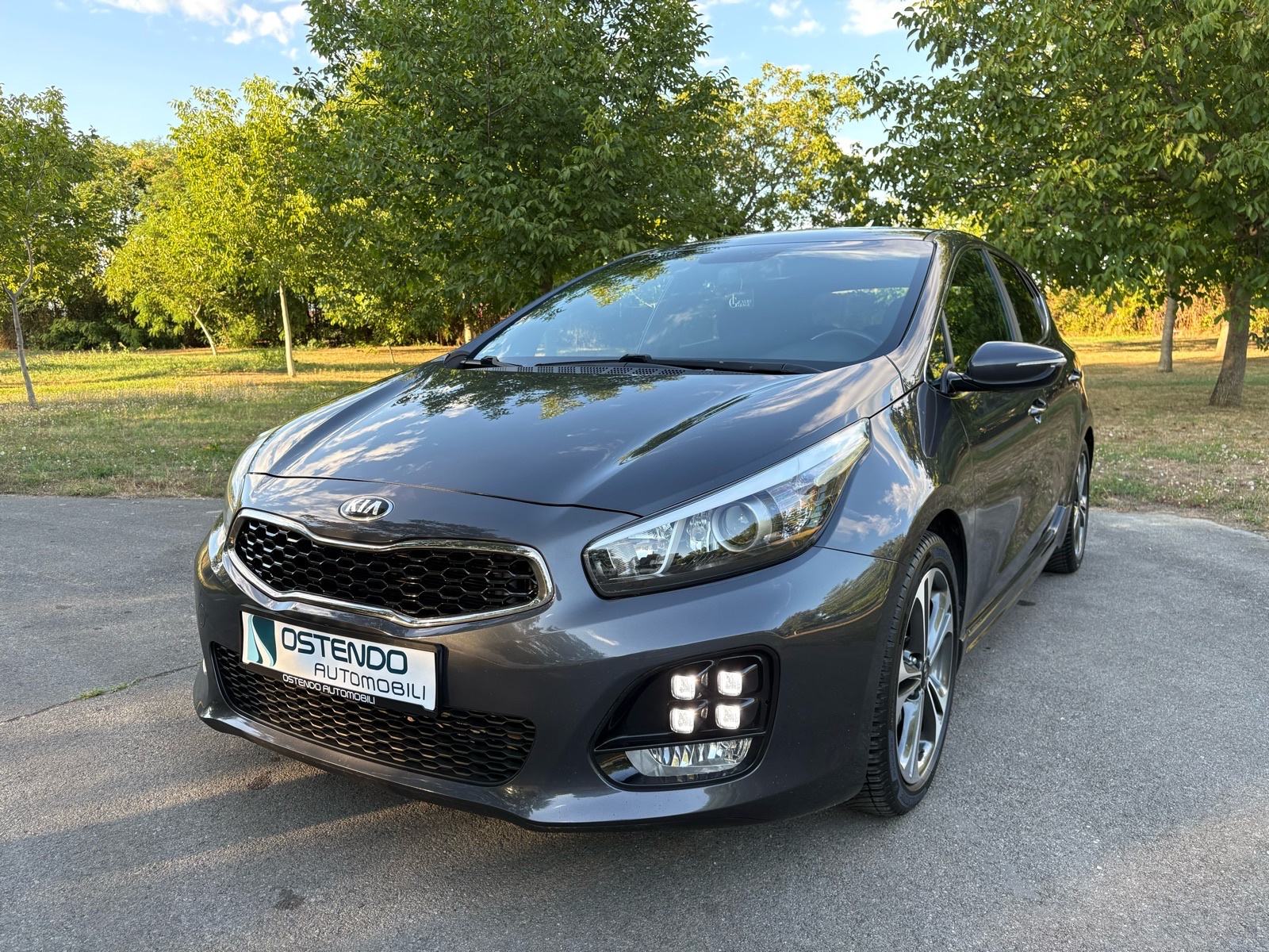 Kia Ceed 1,6 CRDi - GT Line, pogled izvana - slika 1