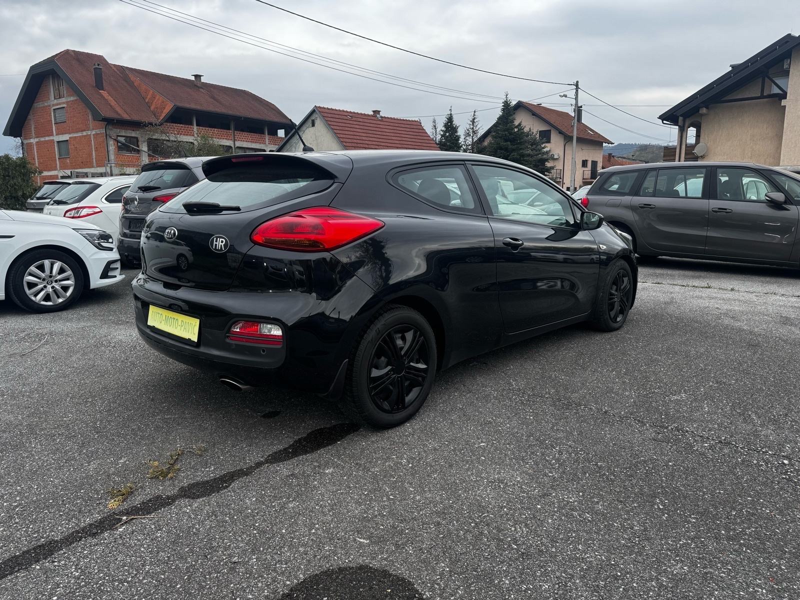 Kia Ceed (cee'd) 1,6 CRDi LX Alu eco, fotografija 5