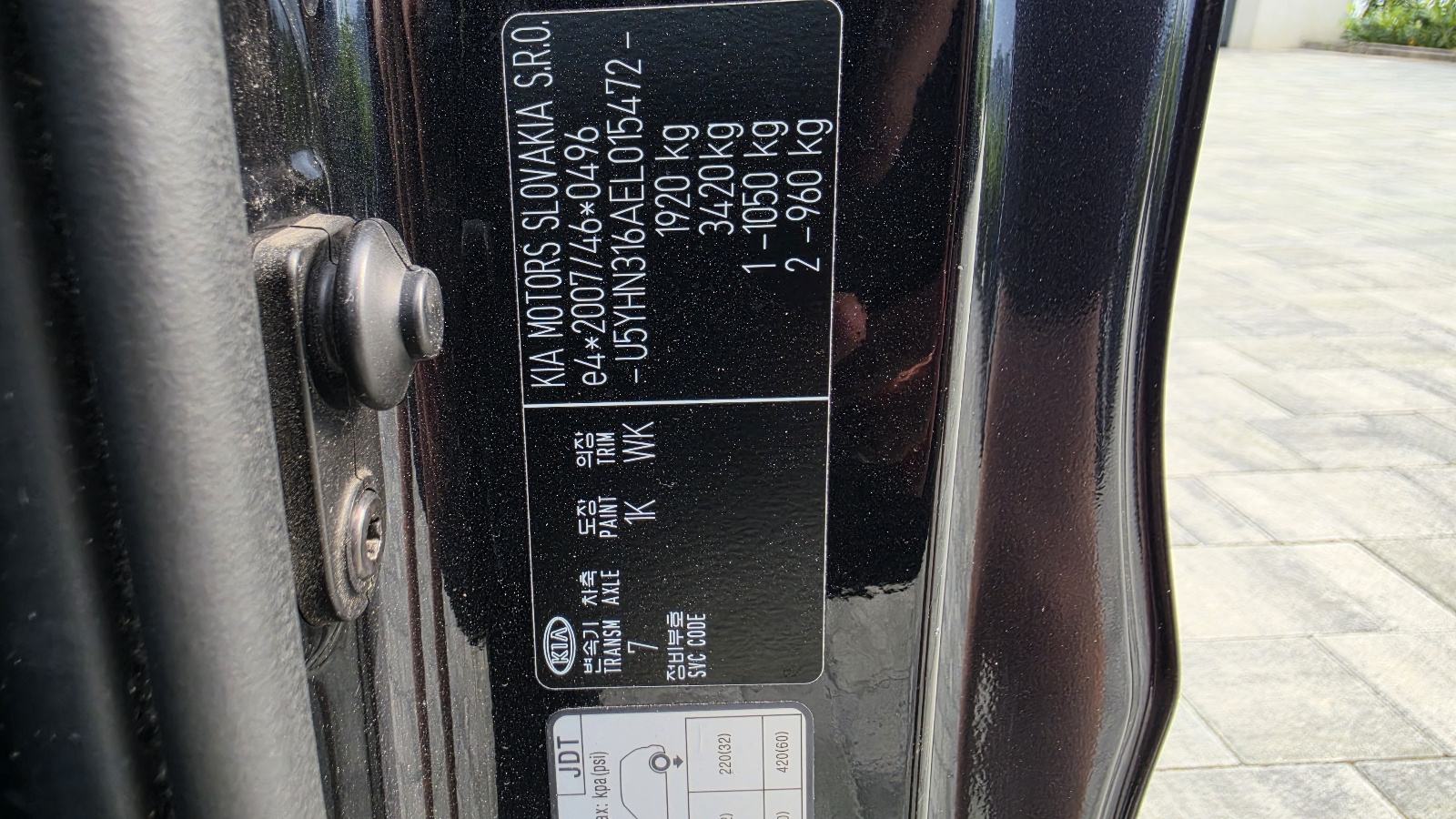 Kia Ceed (cee'd) 1,6 CRDi LX Alu, fotografija 14