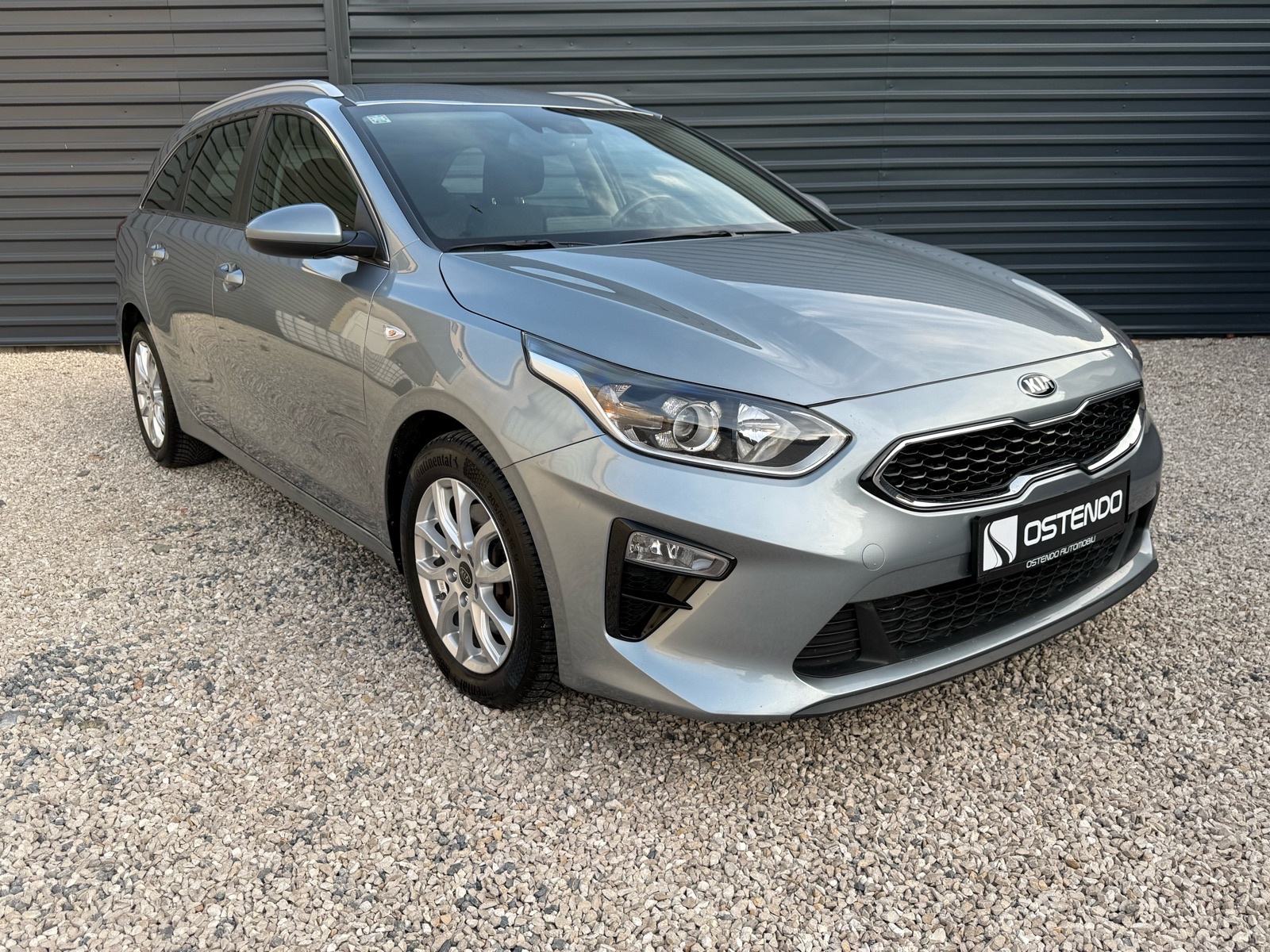 Kia Ceed (cee'd) 1,6 CRDi, fotografija 3