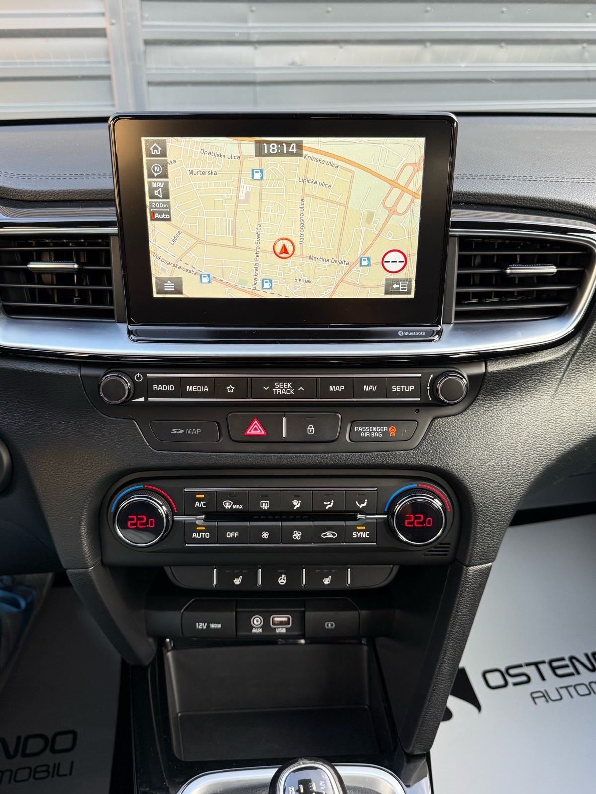 Kia Ceed (cee'd) 1,6 CRDi, fotografija 20