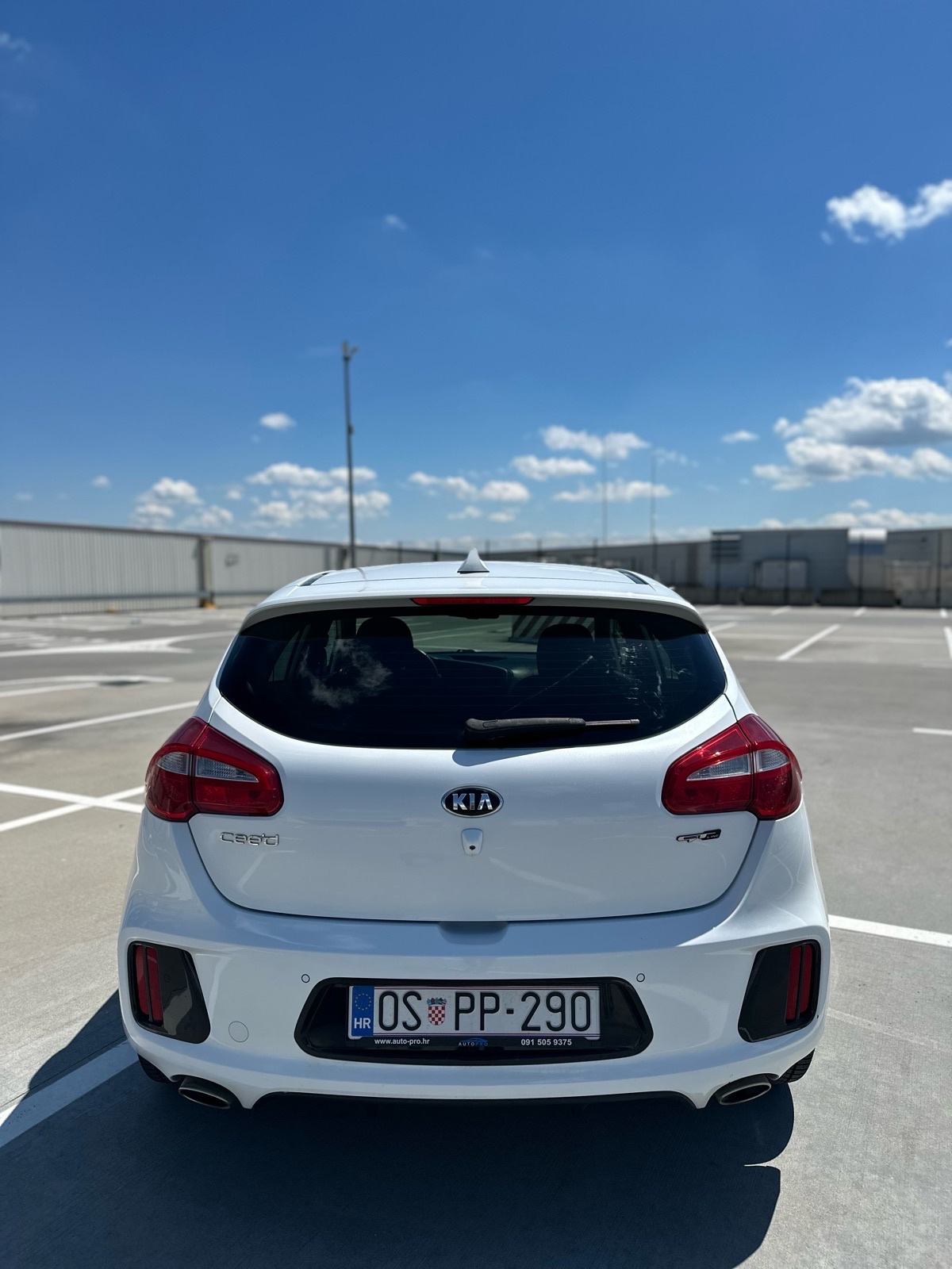 Kia Ceed 1.6 CRDi GT line, pogled izvana - slika 4