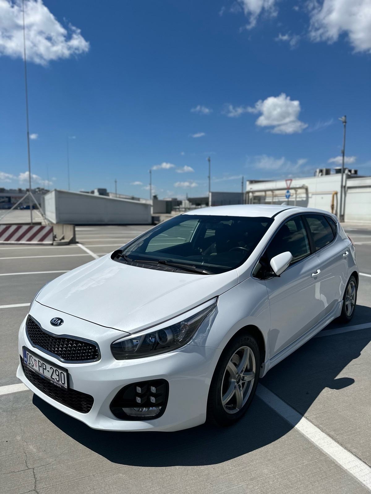 Kia Ceed 1.6 CRDi GT line, fotografija 7
