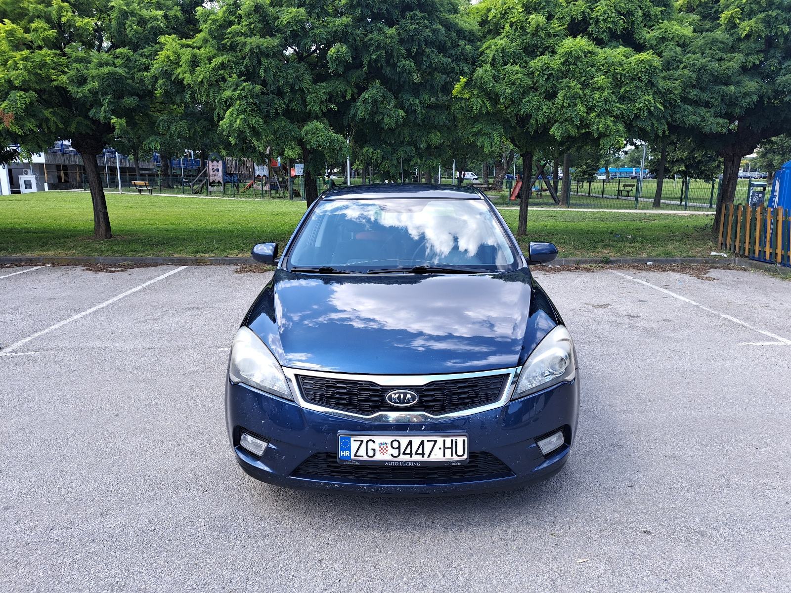 Kia Cee'd 1.6 CRDi, reg. 08./2027., 85 kW (115 KS), fotografija 2