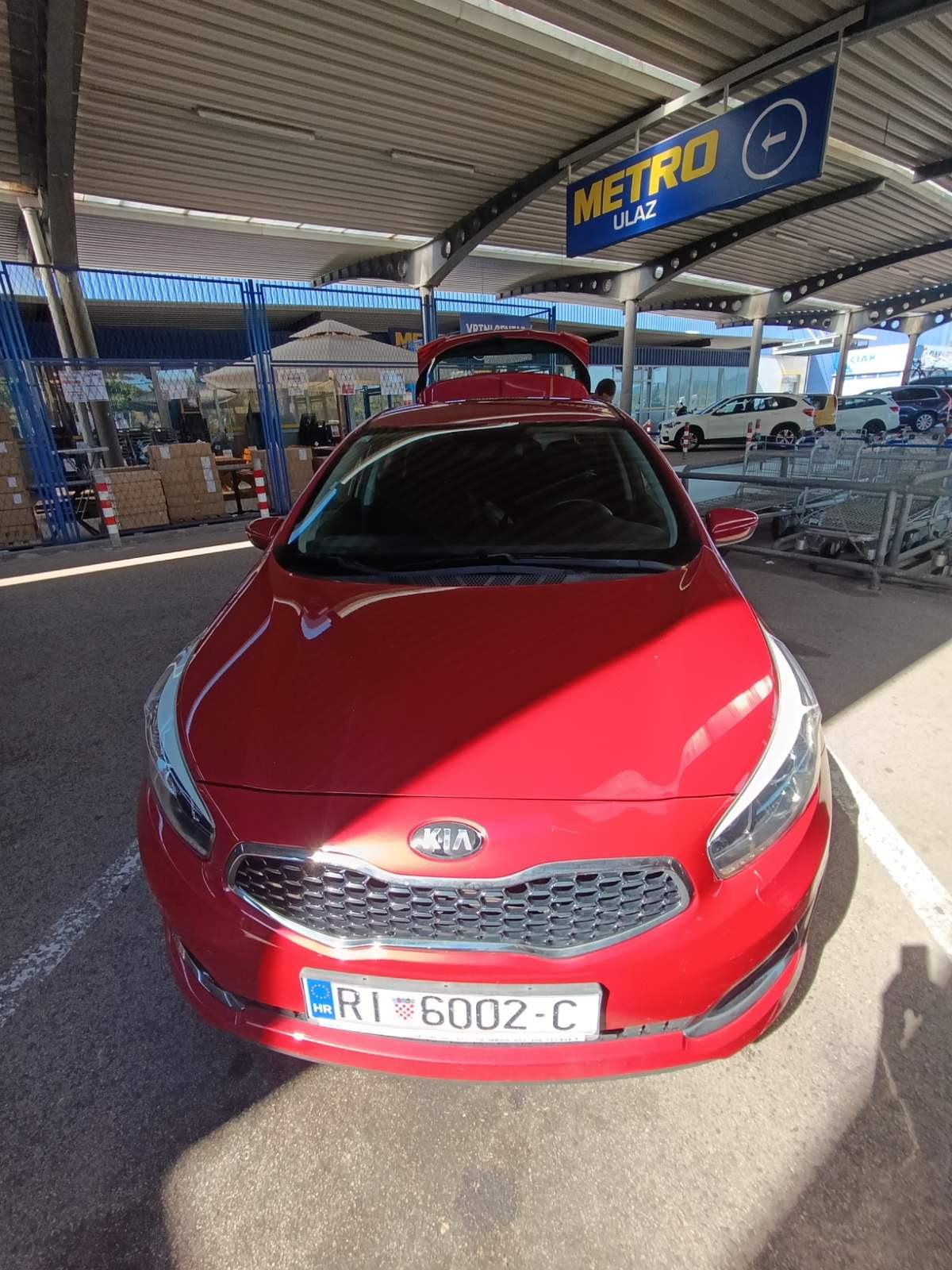 Kia Ceed (cee'd) 1,6 CRDi, fotografija 3