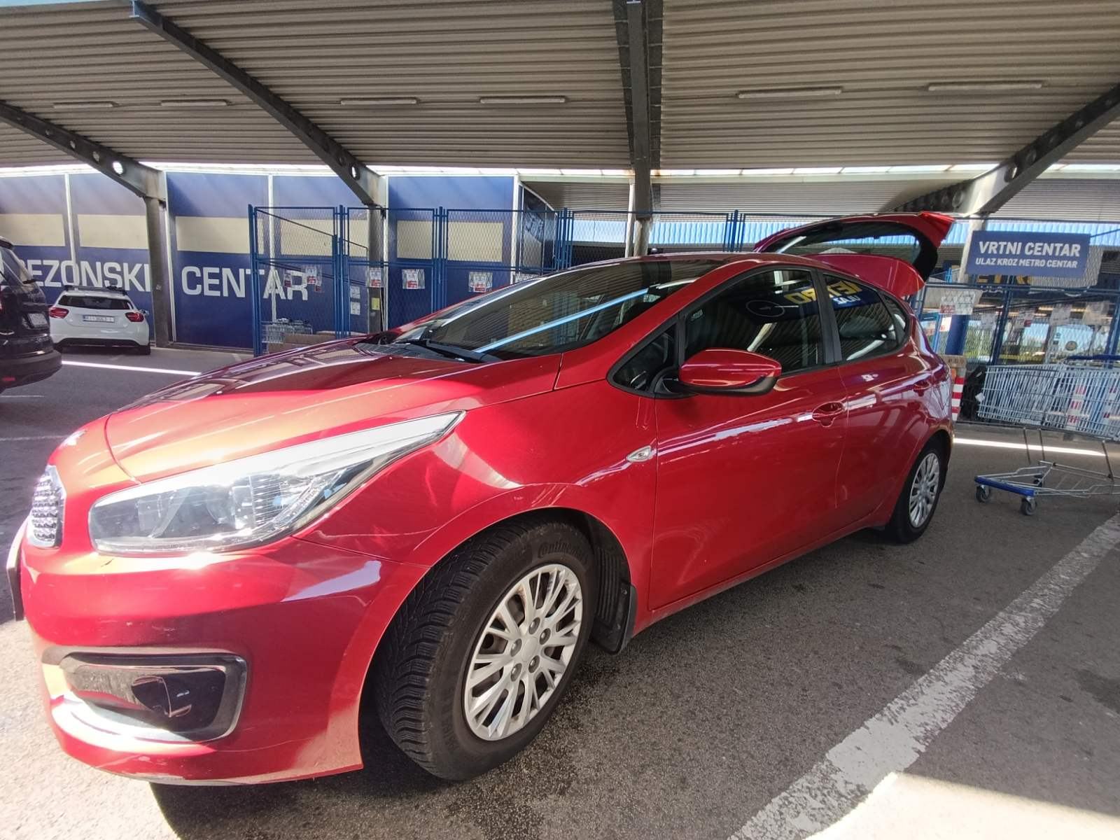 Kia Ceed (cee'd) 1,6 CRDi, fotografija 4