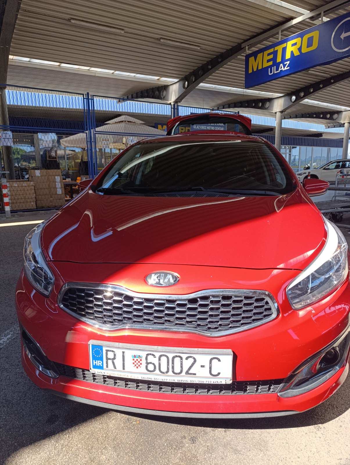 Kia Ceed (cee'd) 1,6 CRDi, fotografija 7