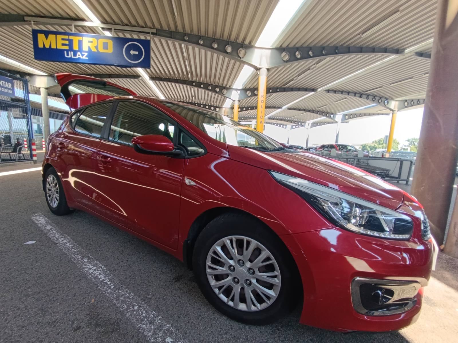 Kia Ceed (cee'd) 1,6 CRDi, fotografija 8