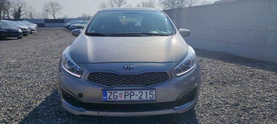 Kia Ceed (cee'd) 1,6 CRDi, pogled izvana - slika 3