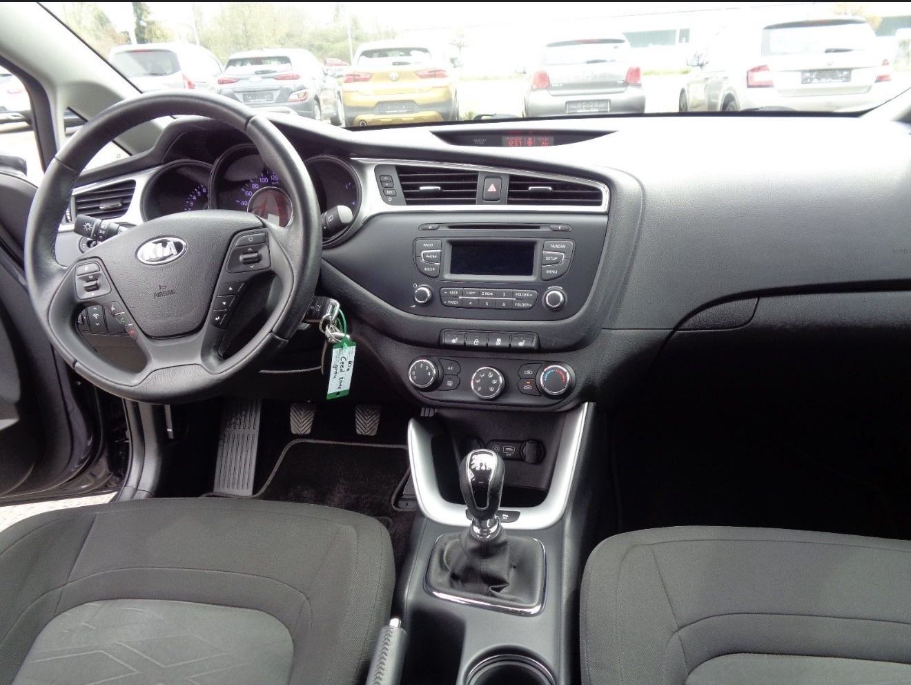 Kia Ceed (cee'd) 1,6 CRDi, fotografija 9