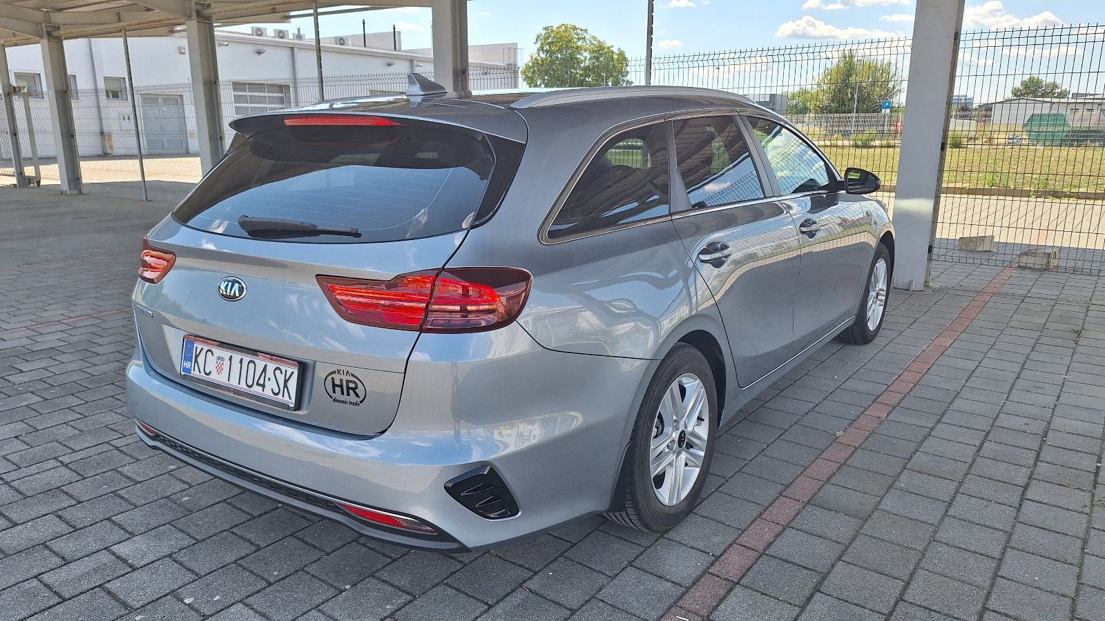 Kia Ceed (cee'd) Sportswagon 1,0 T-GDI, fotografija 12