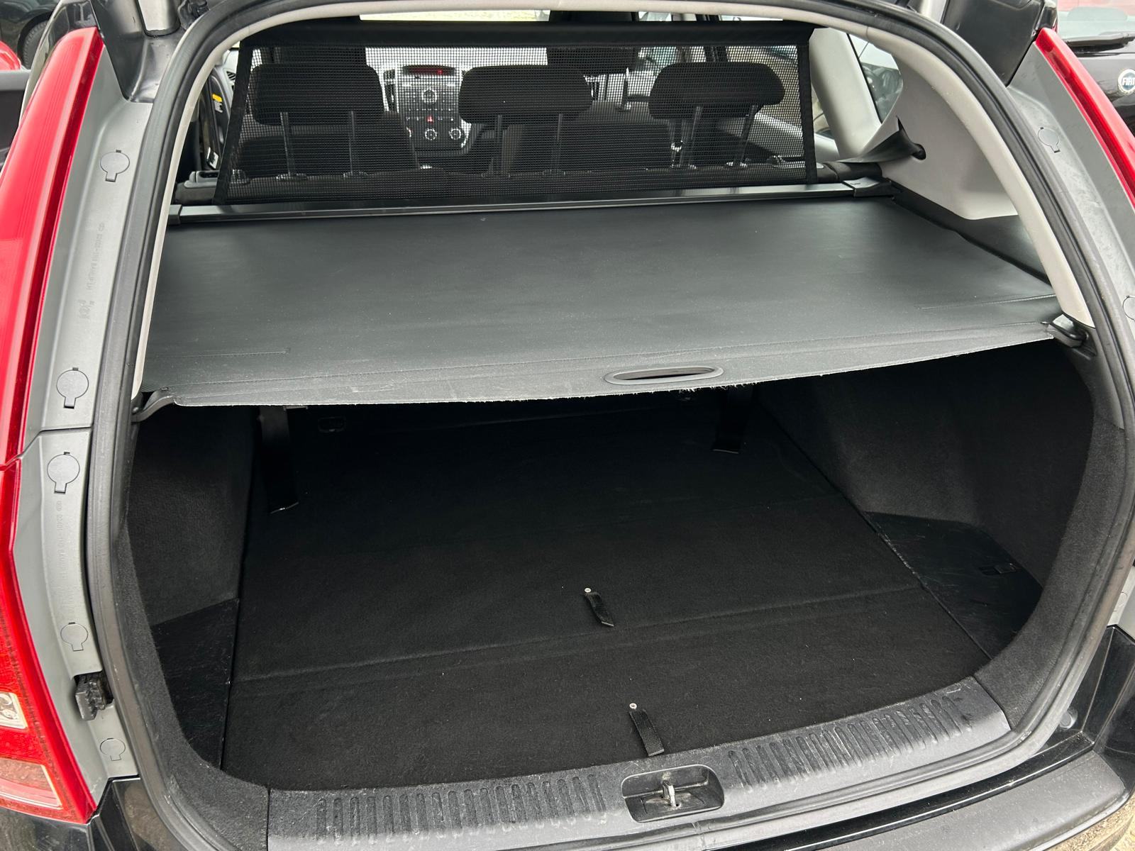 Kia Ceed (cee'd) Sportswagon 1,4 reg. do 06/27, fotografija 17