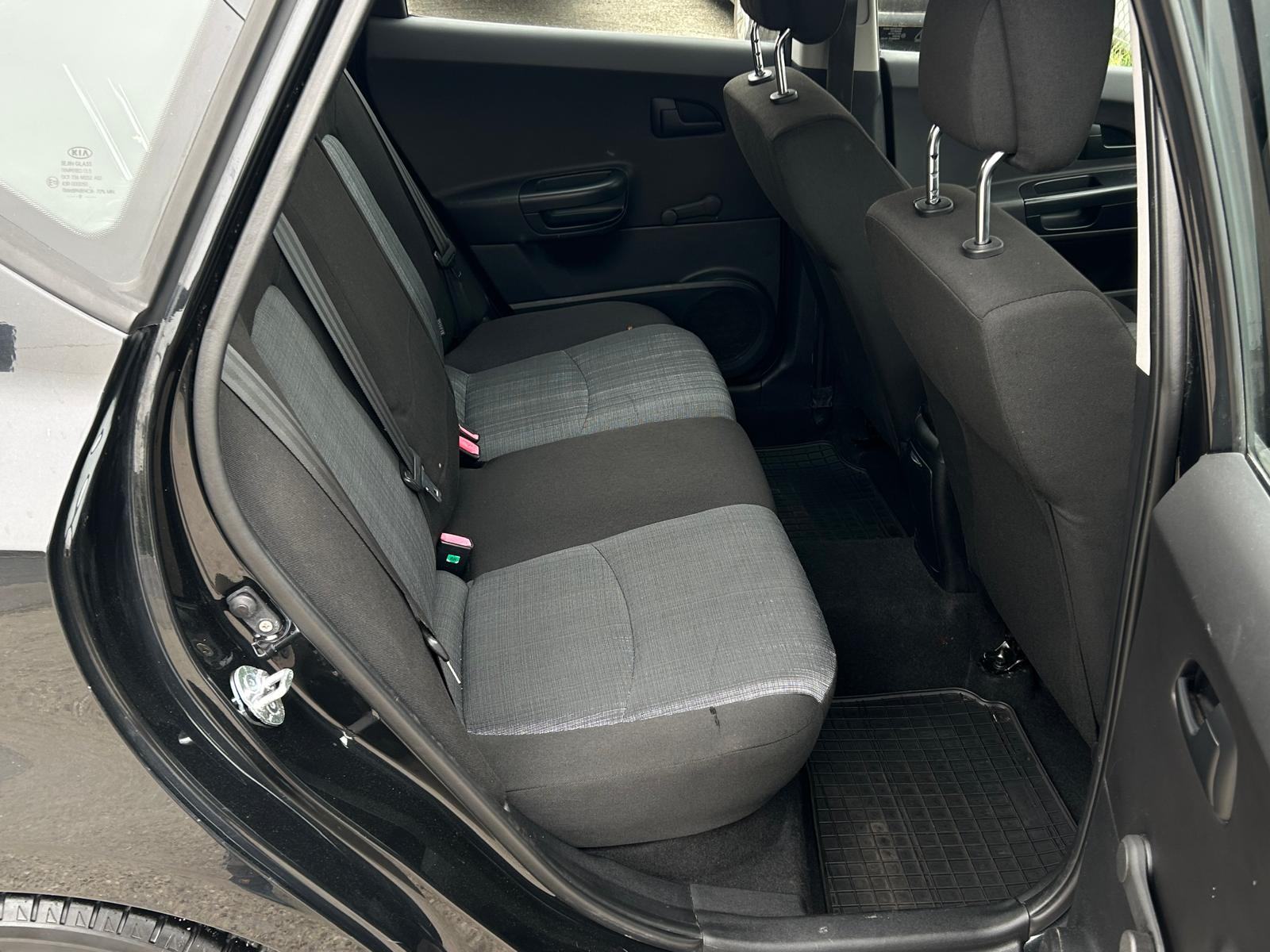 Kia Ceed (cee'd) Sportswagon 1,4 reg. do 06/27, fotografija 8