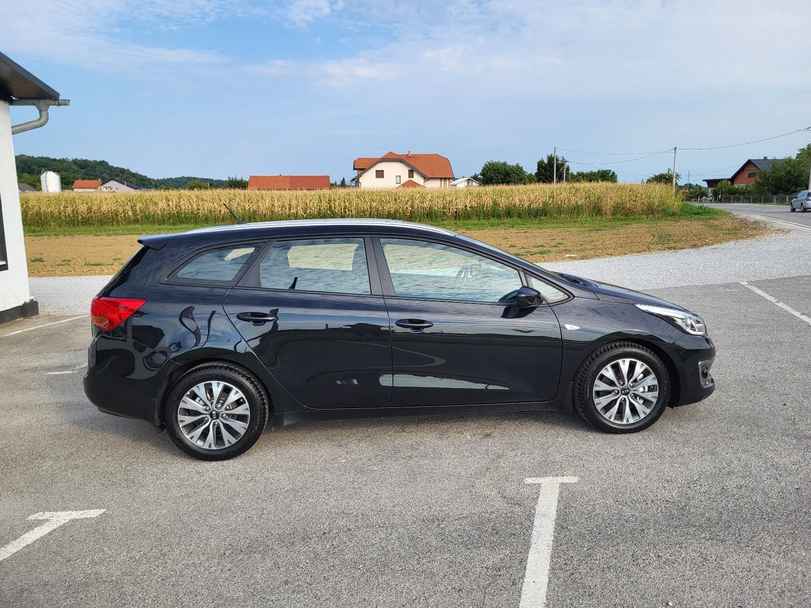 Kia Ceed (cee'd) Sportswagon 1.6 CRDI, CHAMPION,MOG.KREDITA, fotografija 4