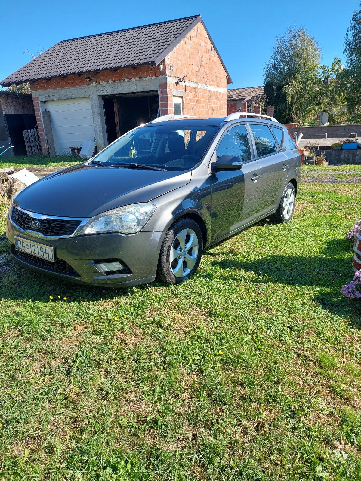Kia Ceed (cee'd) Sportswagon 1,6 CRDi, fotografija 5