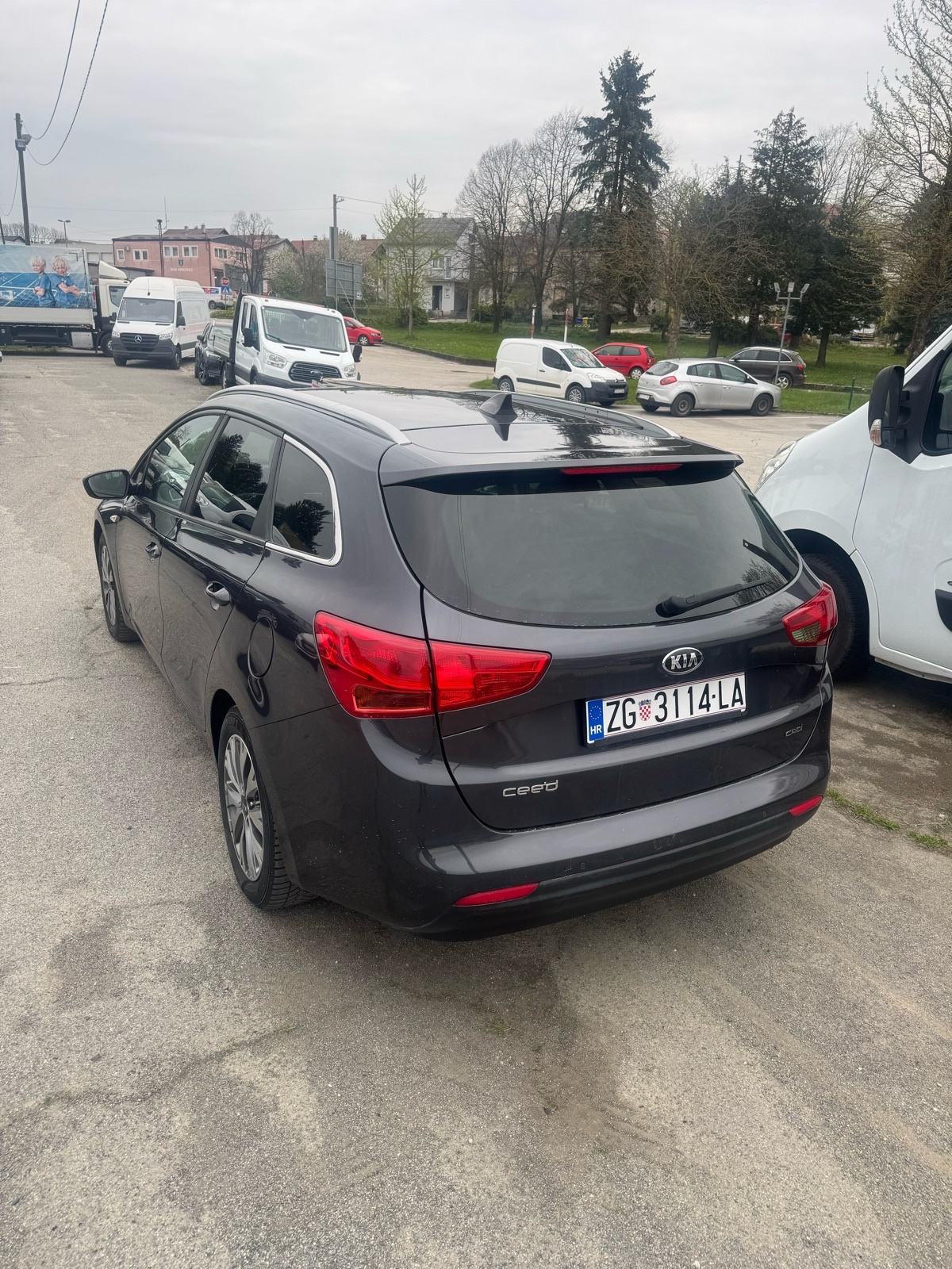 Kia Ceed (cee'd) Sportswagon 1,6 CRDi, fotografija 5