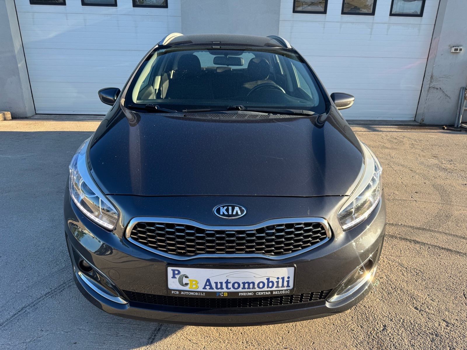 Kia Ceed (cee'd) Sportswagon 1,6 CRDi, fotografija 3