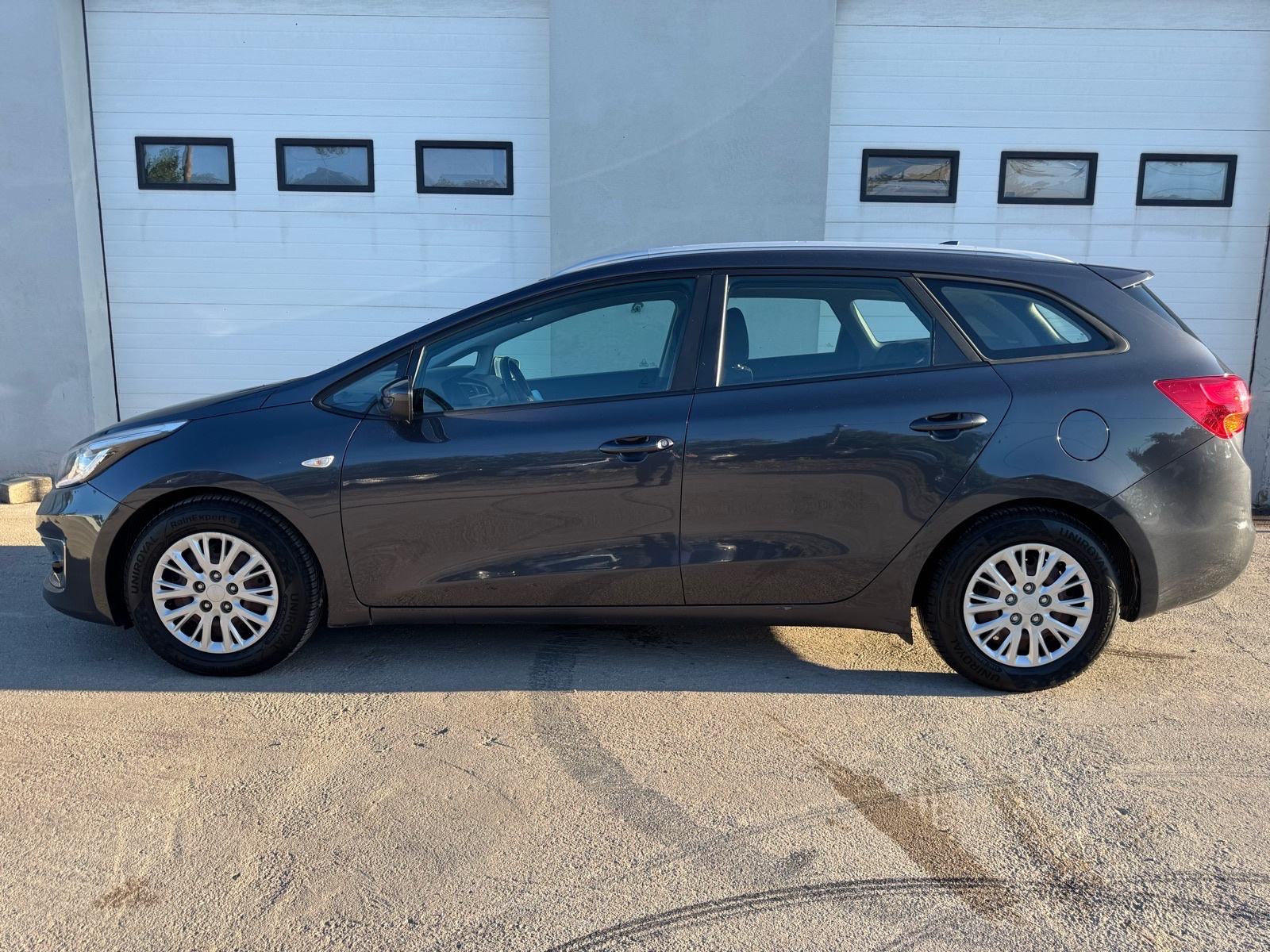 Kia Ceed (cee'd) Sportswagon 1,6 CRDi, fotografija 4