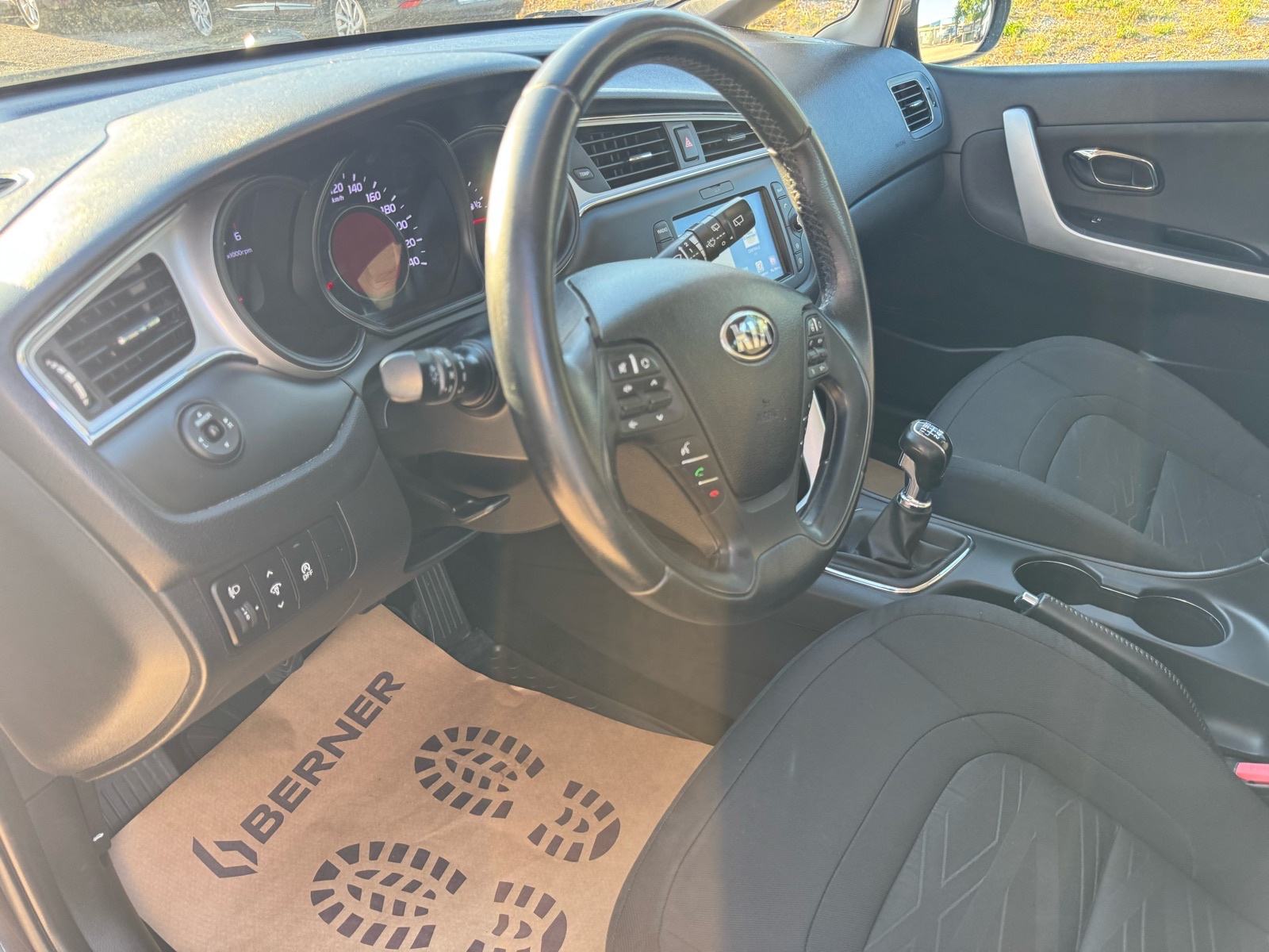 Kia Ceed (cee'd) Sportswagon 1,6 CRDi, fotografija 8