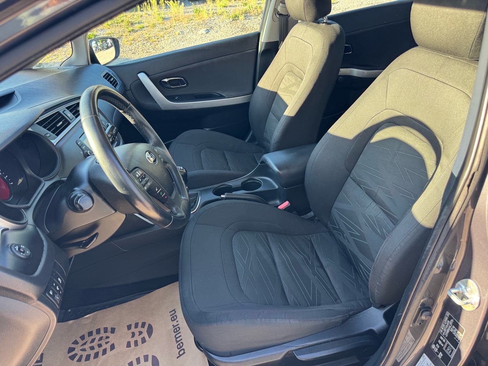 Kia Ceed (cee'd) Sportswagon 1,6 CRDi, fotografija 9