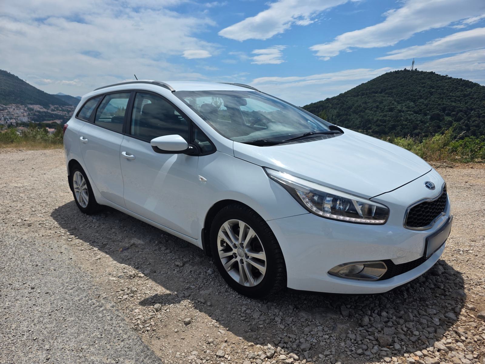 Kia Ceed (cee'd) Sportswagon 1,6 CRDi, fotografija 2
