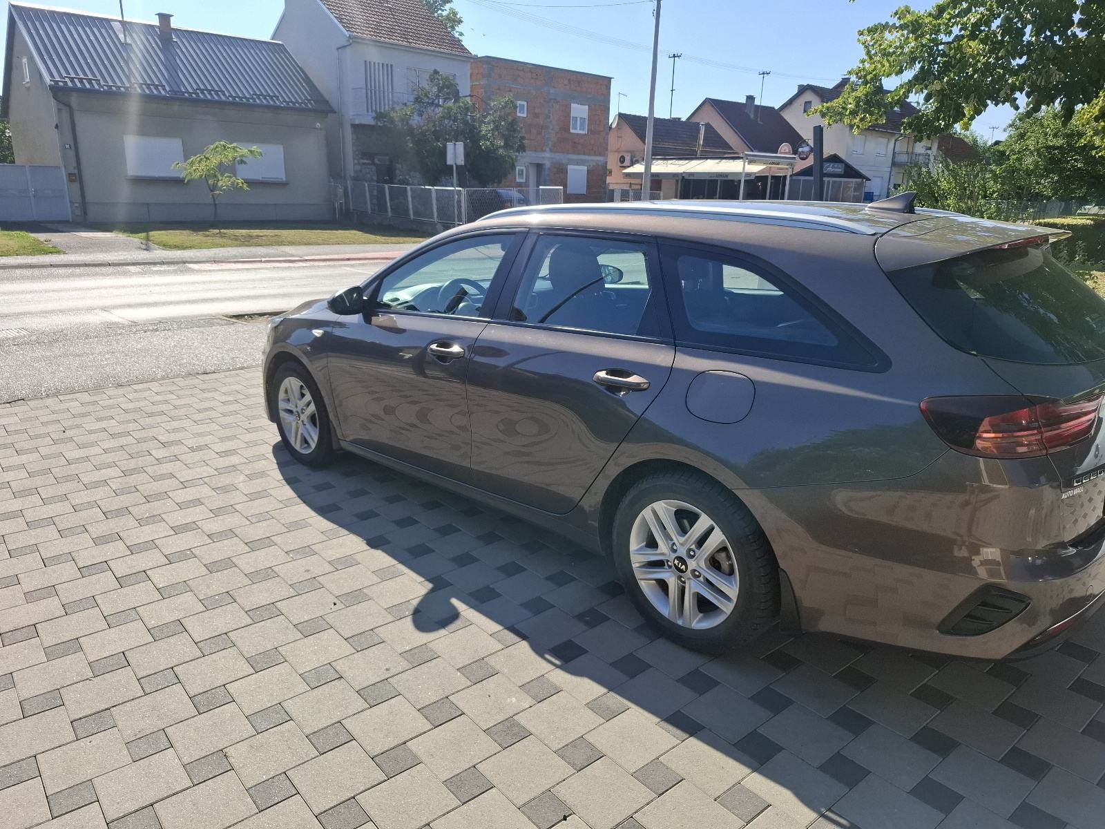 Kia Ceed (cee'd) Sportswagon 1,6 CRDi, fotografija 3