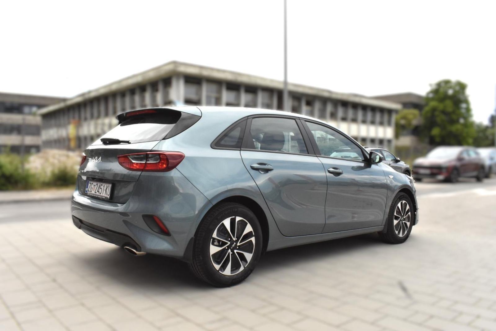KIA ceed CEED 1,0 T-GDI LP ISG LX CHAMPION+ M/T, JAMSTVO, fotografija 6