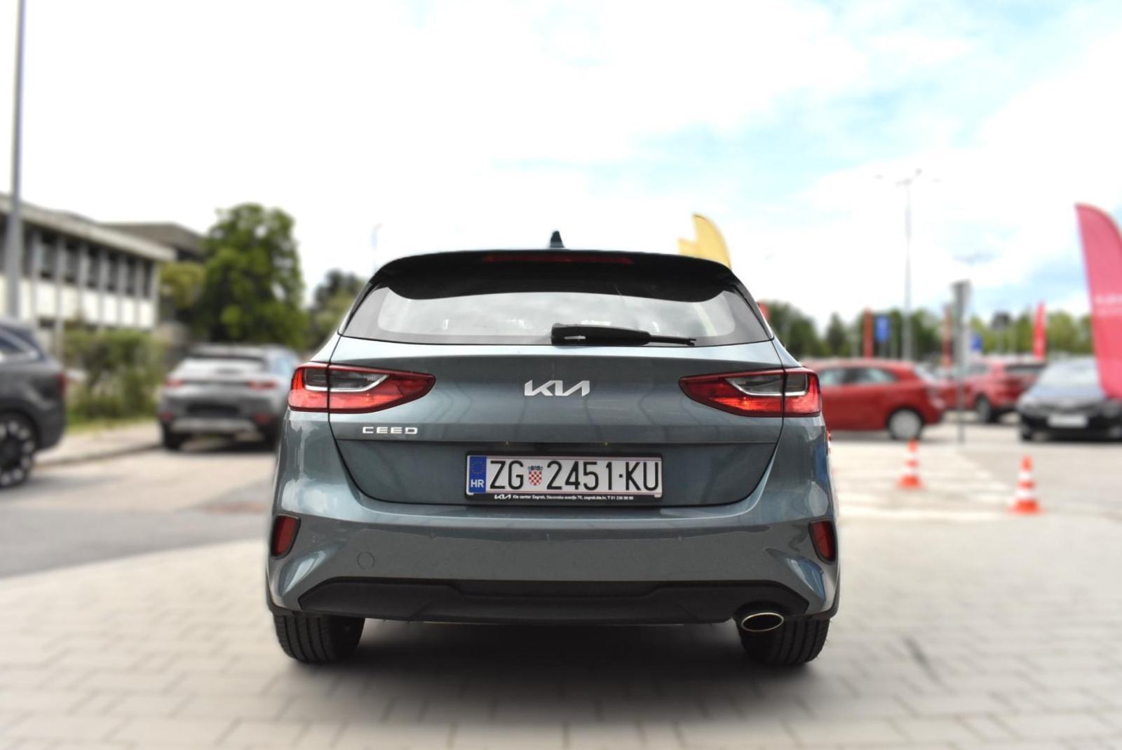 KIA ceed CEED 1,0 T-GDI LP ISG LX CHAMPION+ M/T, JAMSTVO, fotografija 8