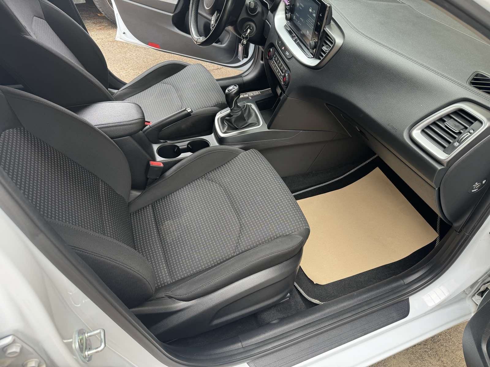 Kia Ceed Sportswagon 1,0 -2021 GOD-TVORNIČKO JAMSTVO DO 2028!, fotografija 17