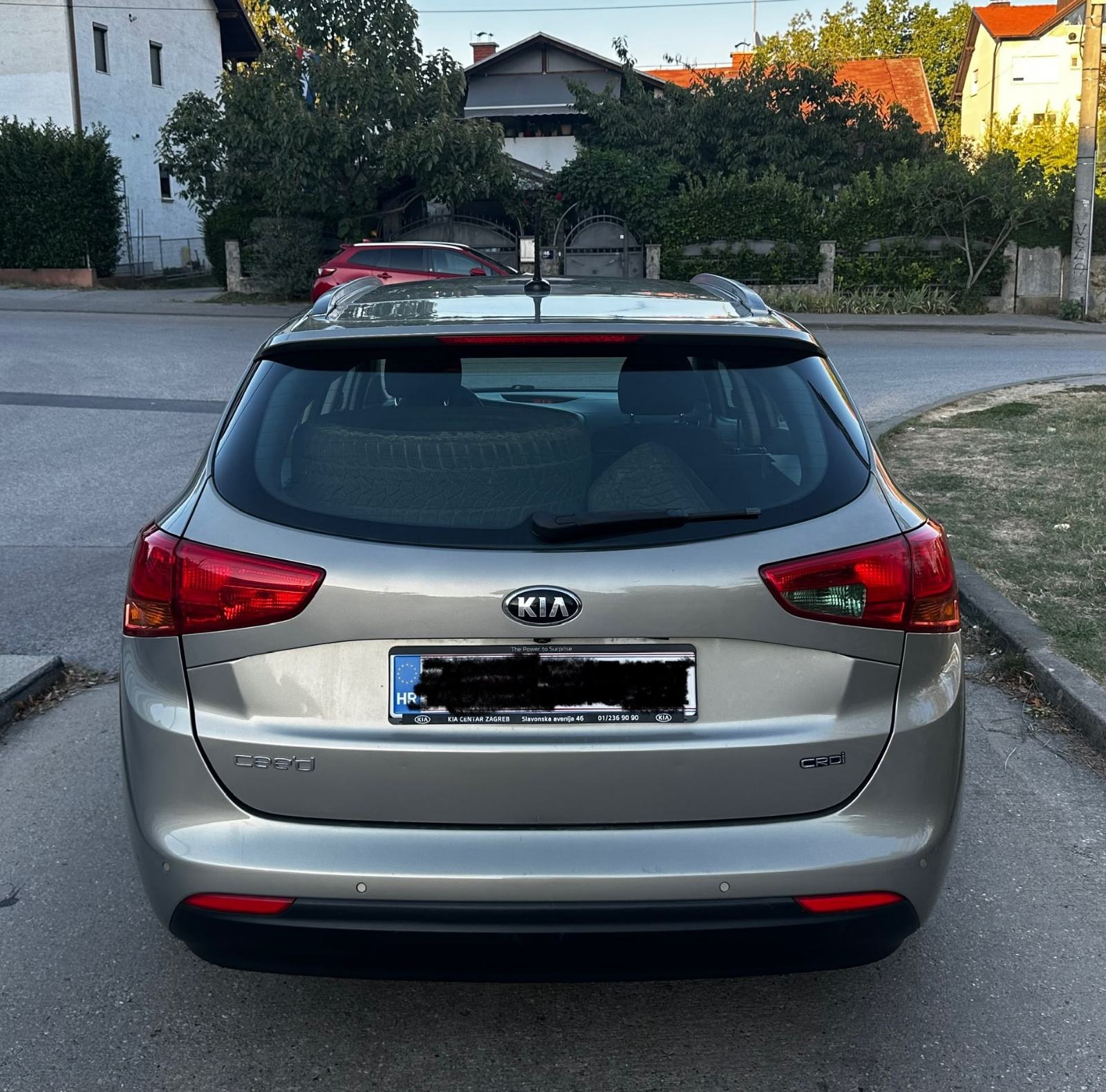 Kia Ceed Sportswagon 1,4 CRDI*Navi*Kamera*Servisna*Odlično stanje*, fotografija 5