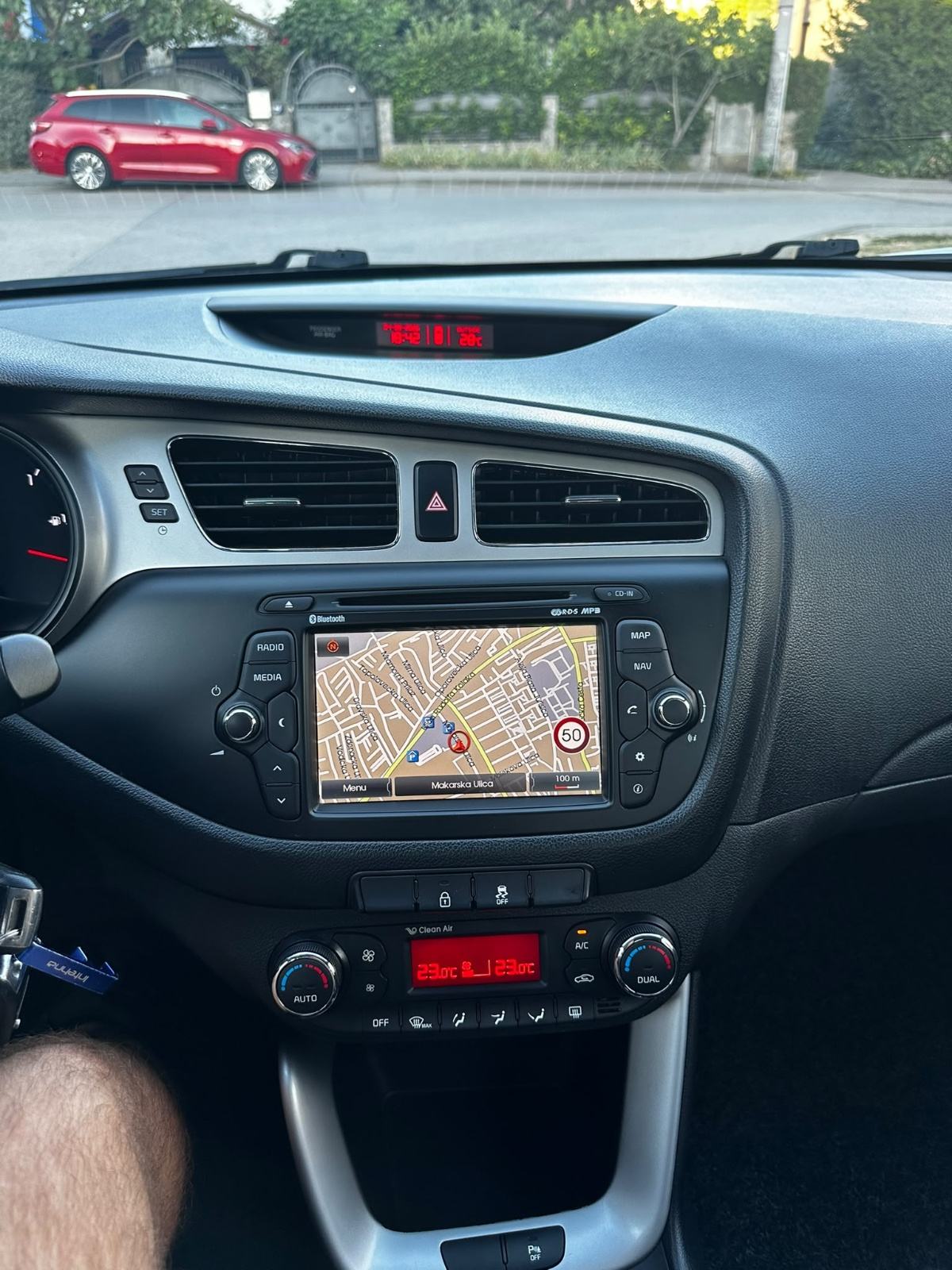 Kia Ceed Sportswagon 1,4 CRDI*Navi*Kamera*Servisna*Odlično stanje*, fotografija 14